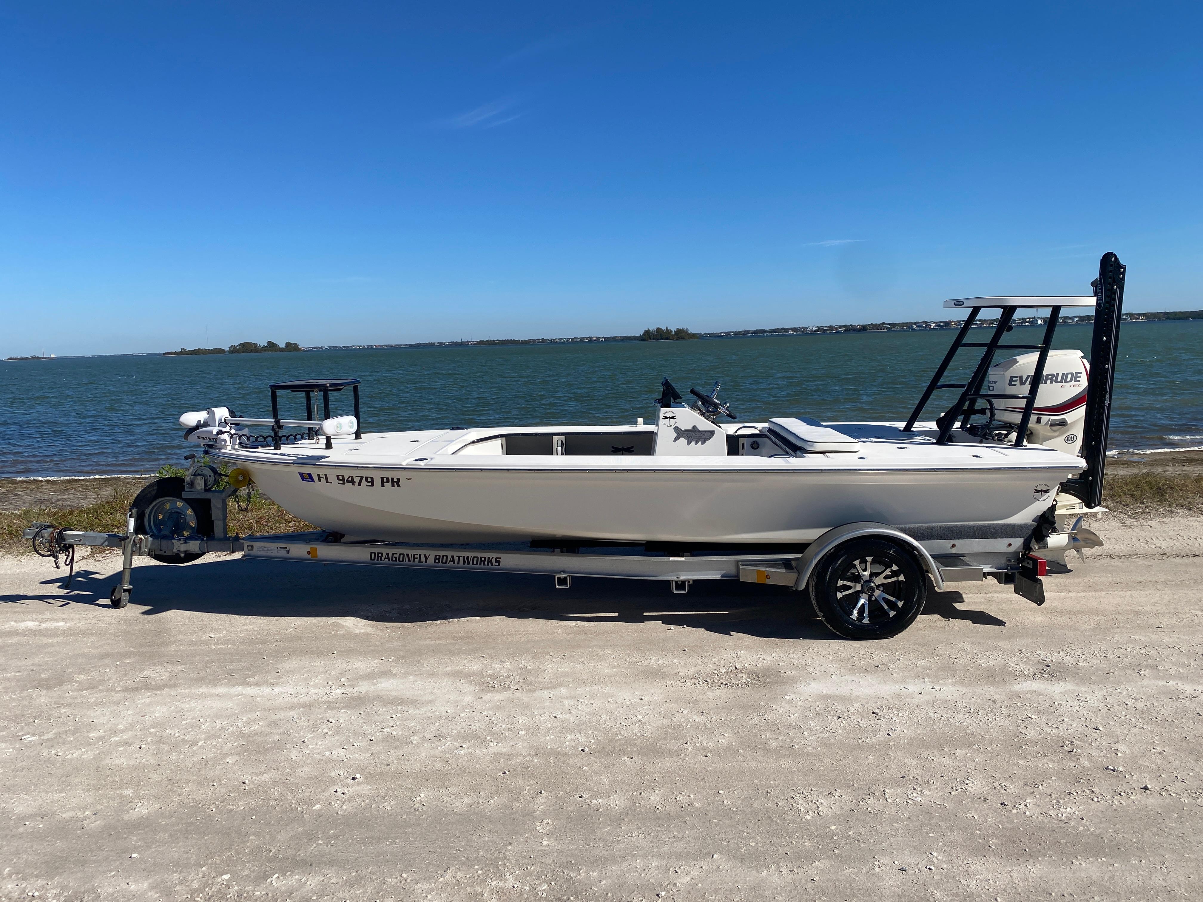 2014 Dragonfly Grand Slam 17 yacht for sale in 