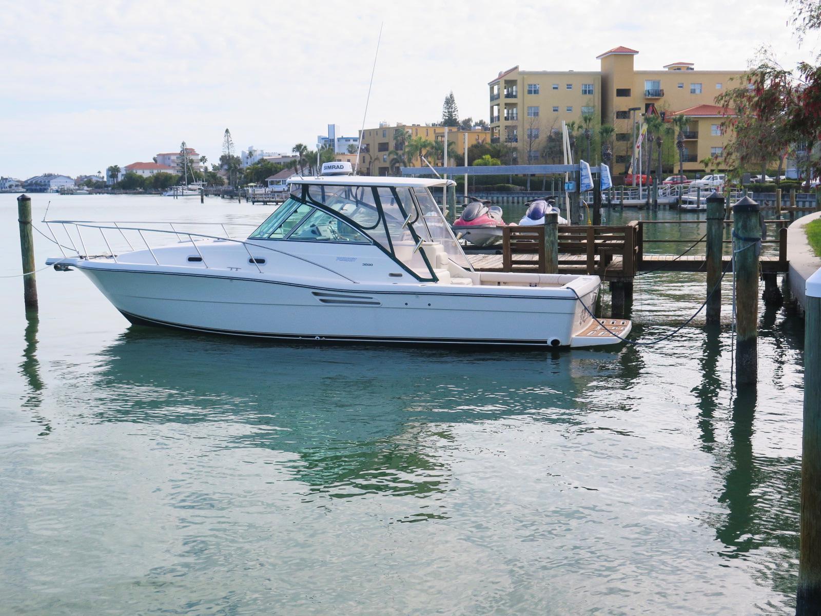 2001 Pursuit 3000 Express yacht for sale in 