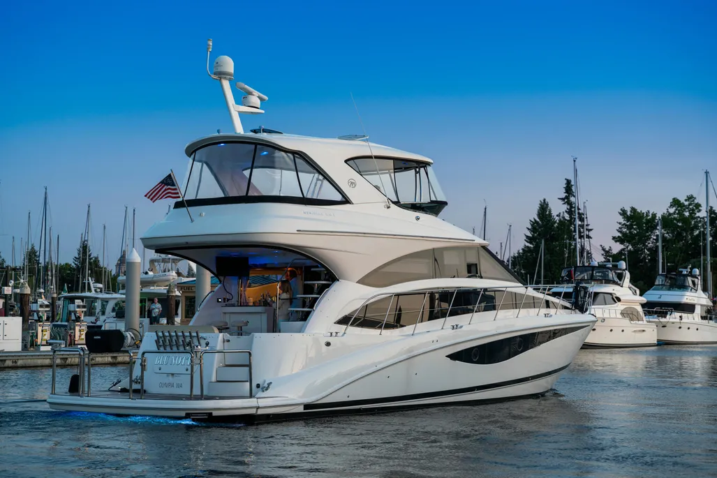 2012 Meridian 541 Sedan yacht for sale in 