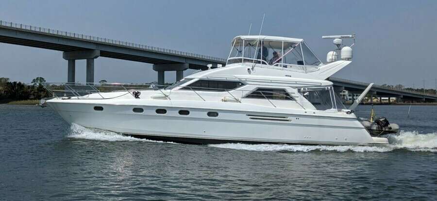 1998 Viking Princess Sport Cruiser yacht for sale in 