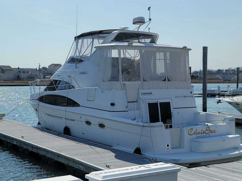 2002 Carver 444 Cockpit Motor Yacht yacht for sale in 