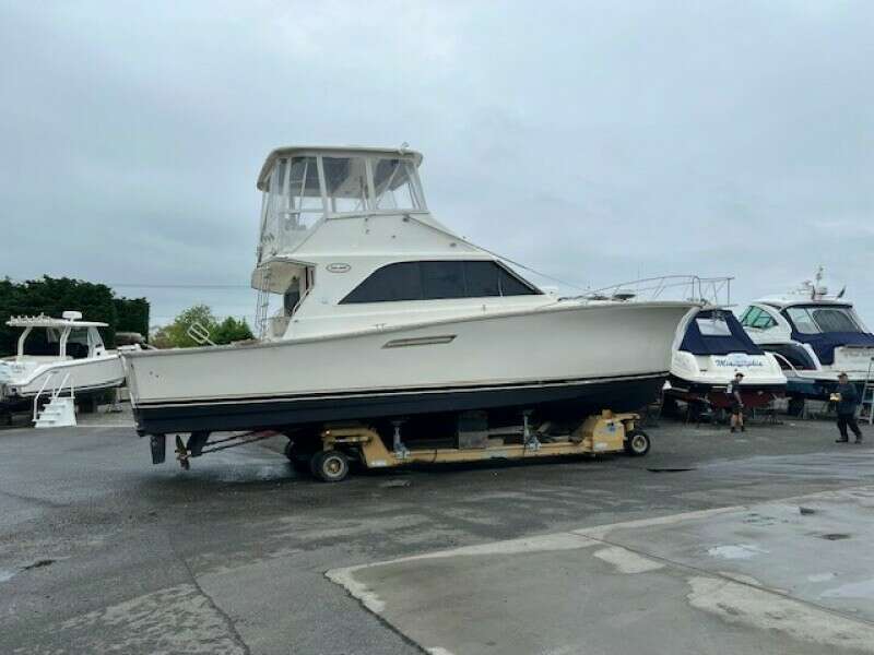 1988 Ocean Yachts 44 SS yacht for sale in 