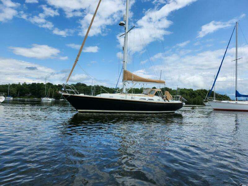 1990 Ericson 38-200 yacht for sale in 