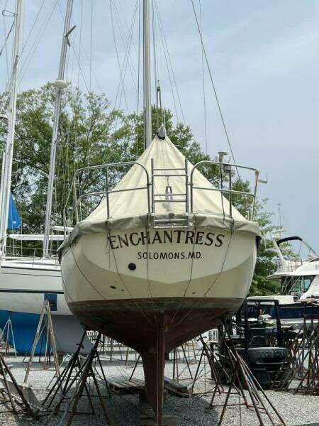 1985 Cape Dory yacht for sale in 