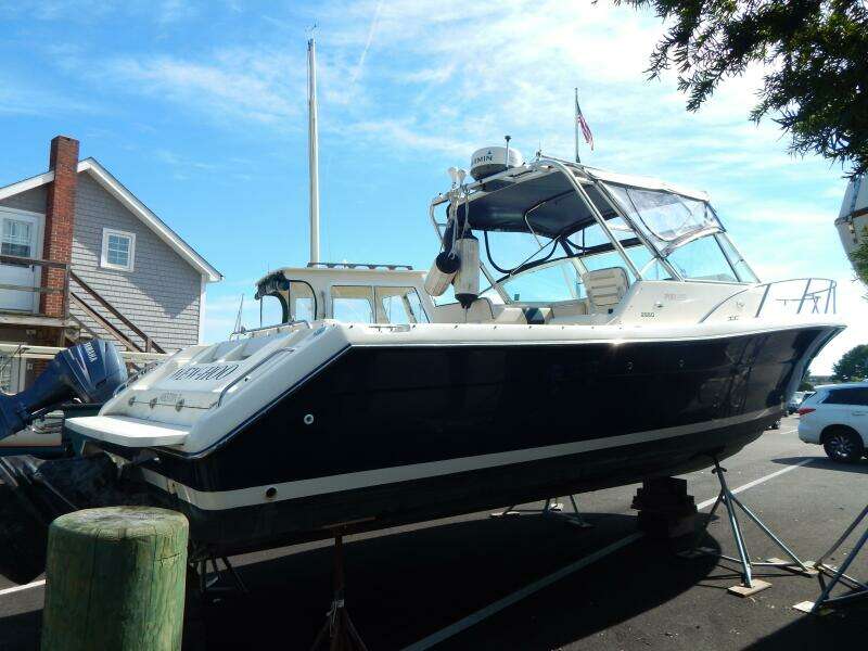 2001 Pursuit 2860 Denali yacht for sale in 