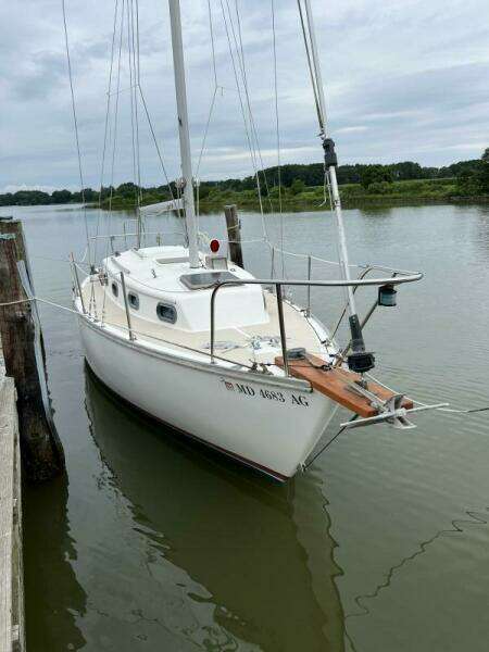 1981 Cape Dory yacht for sale in 