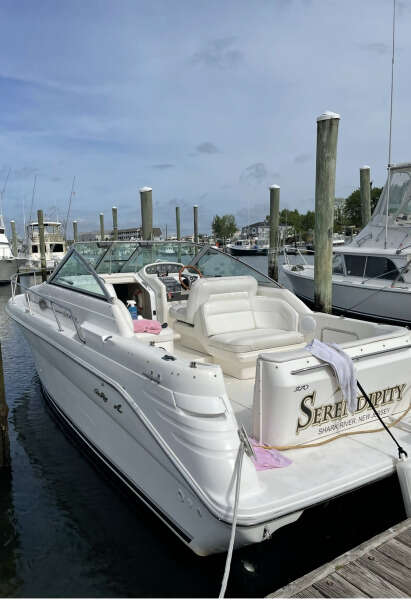 1996 Sea Ray 270 Sundancer yacht for sale in 