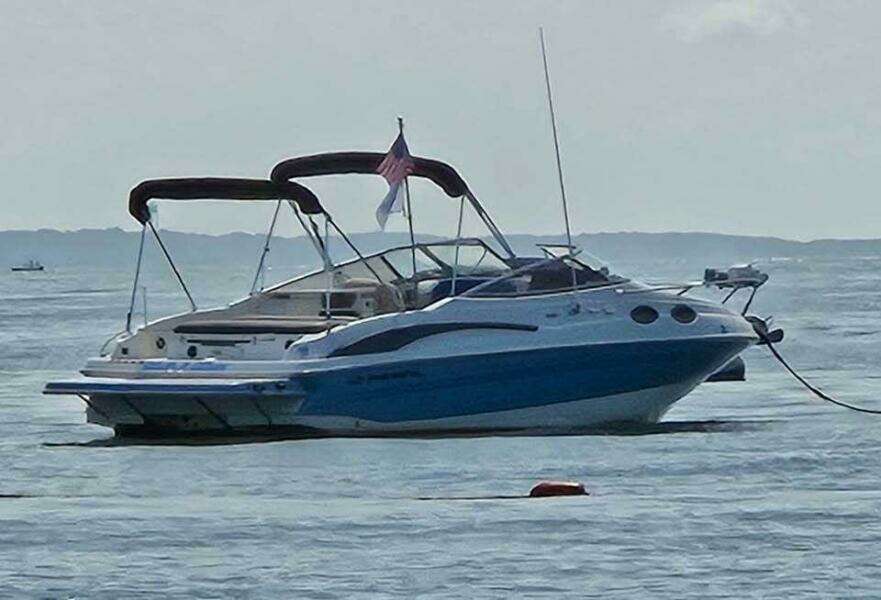 2002 Regal 262 LSC yacht for sale in 