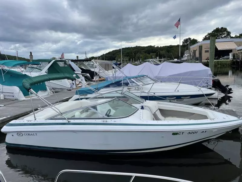 2001 Cobalt 206 Bowrider yacht for sale in 