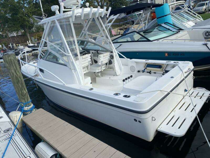 1999 Bayliner 2052 Trophy yacht for sale in 