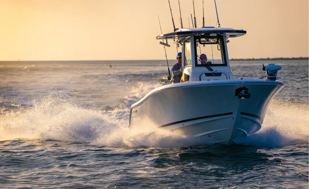 A boat is only as good as its hull, and every Cobia is built to the pinnacle of industry standards. Boats 25 feet and above are constructed using proprietary vacuum-infused hulls and stringer systems, a process that yields an exceptional strength-to-weight ratio, superior resin distribution, and maximum laminate consistency.