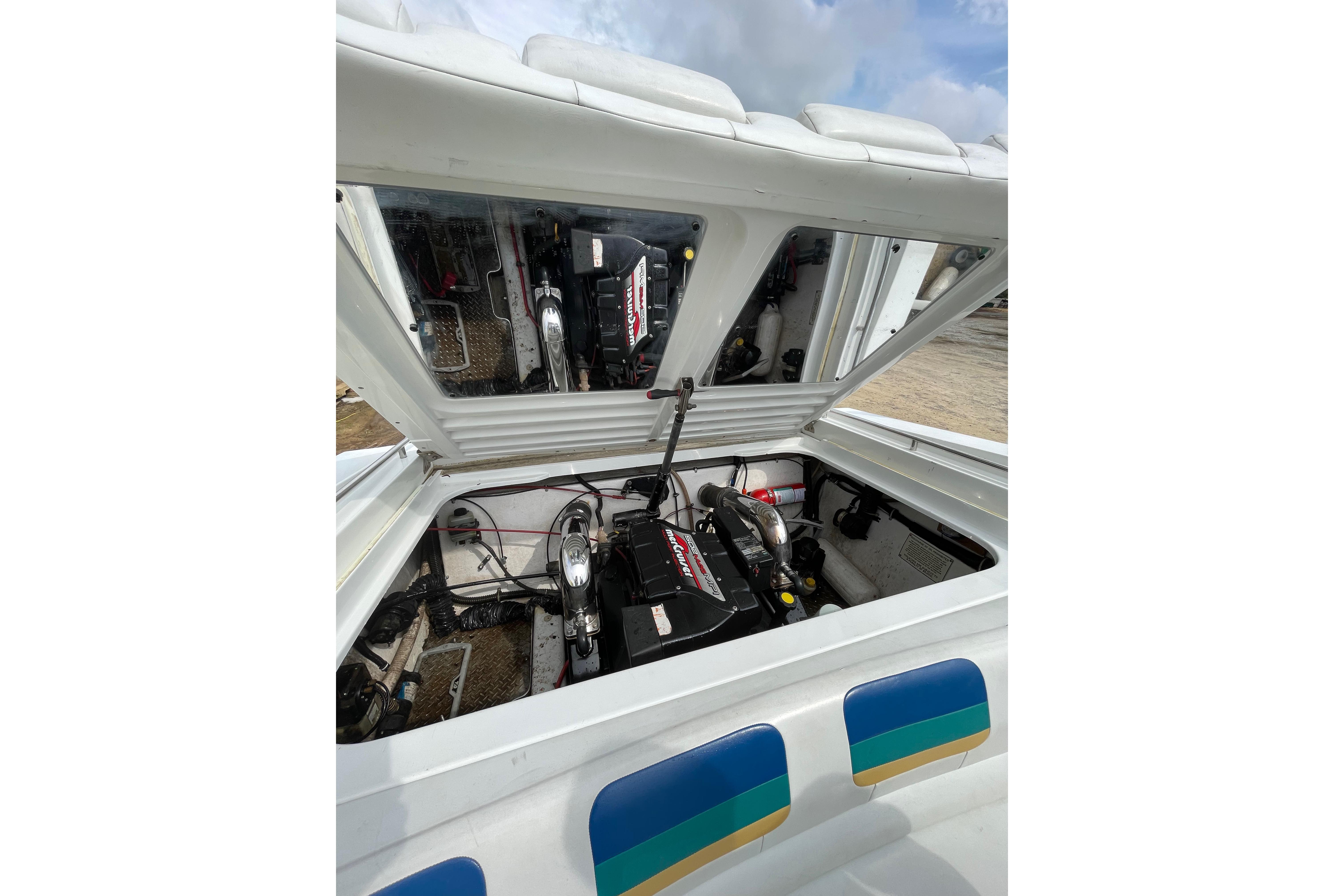 1999 Formula 271 FASTech for Sale in Shelby, NC, United States | 27 ft ...