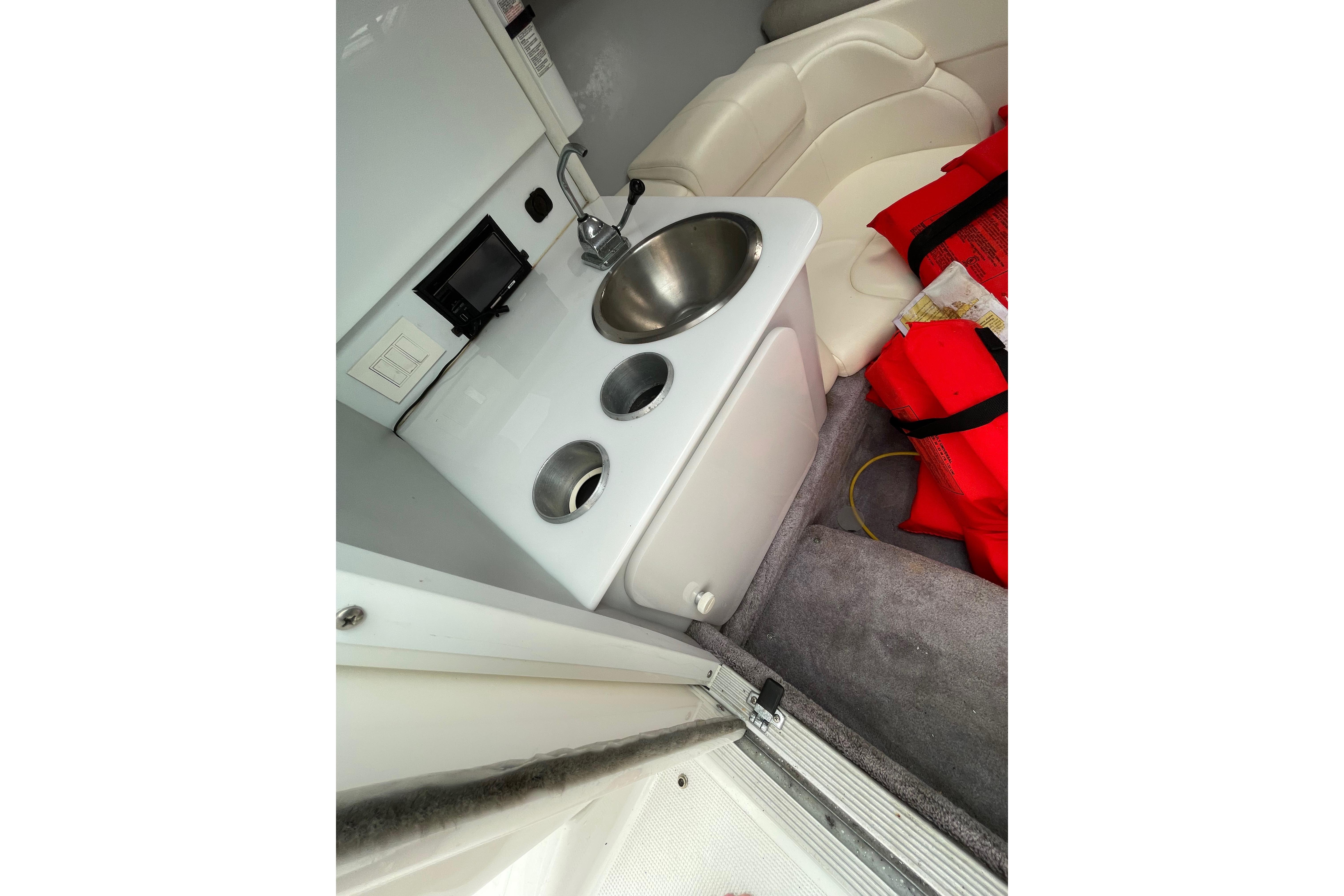 1999 Formula 271 FASTech for Sale in Shelby, NC, United States | 27 ft ...