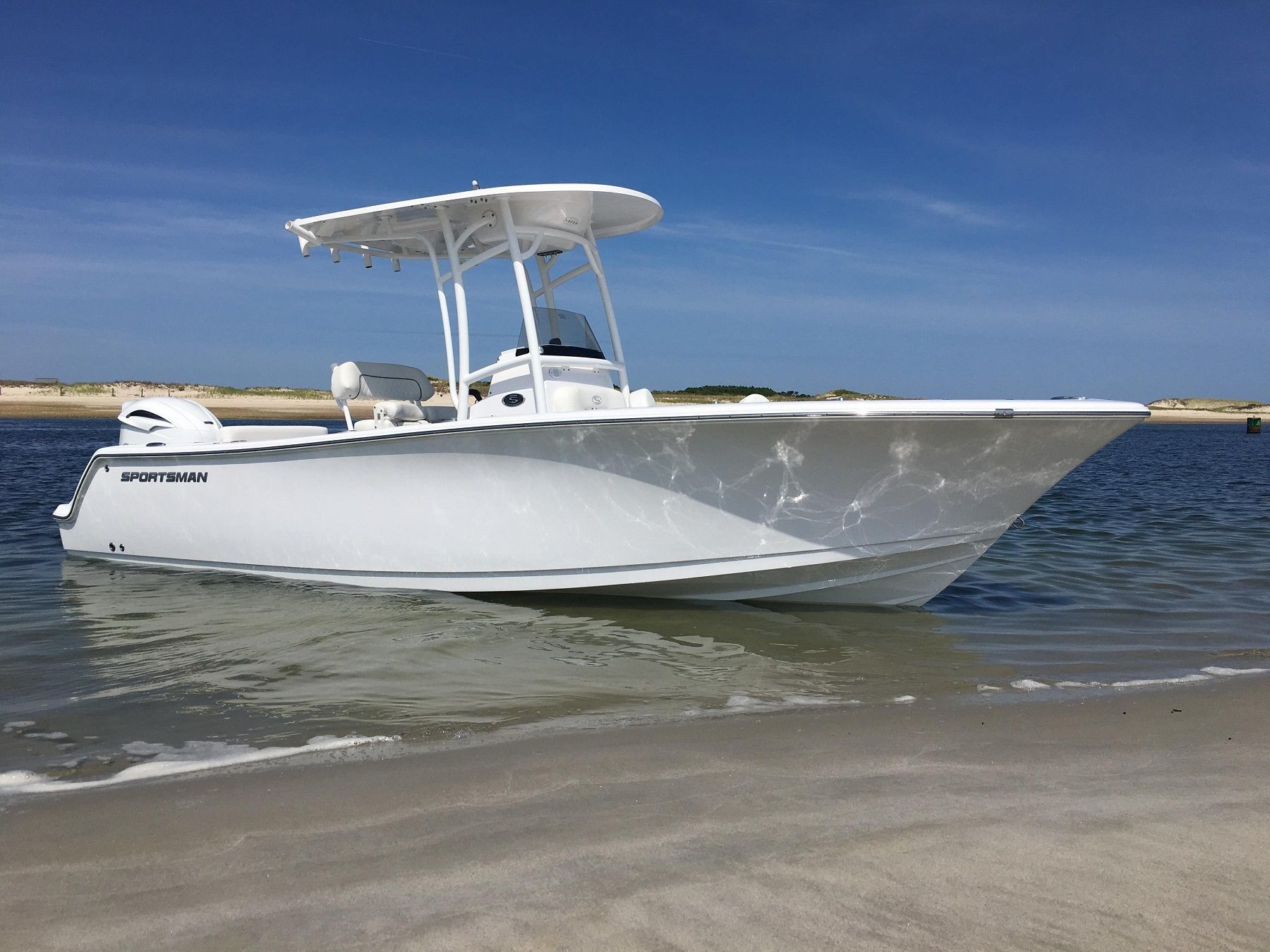 2026 Sportsman Open 232 Center Console