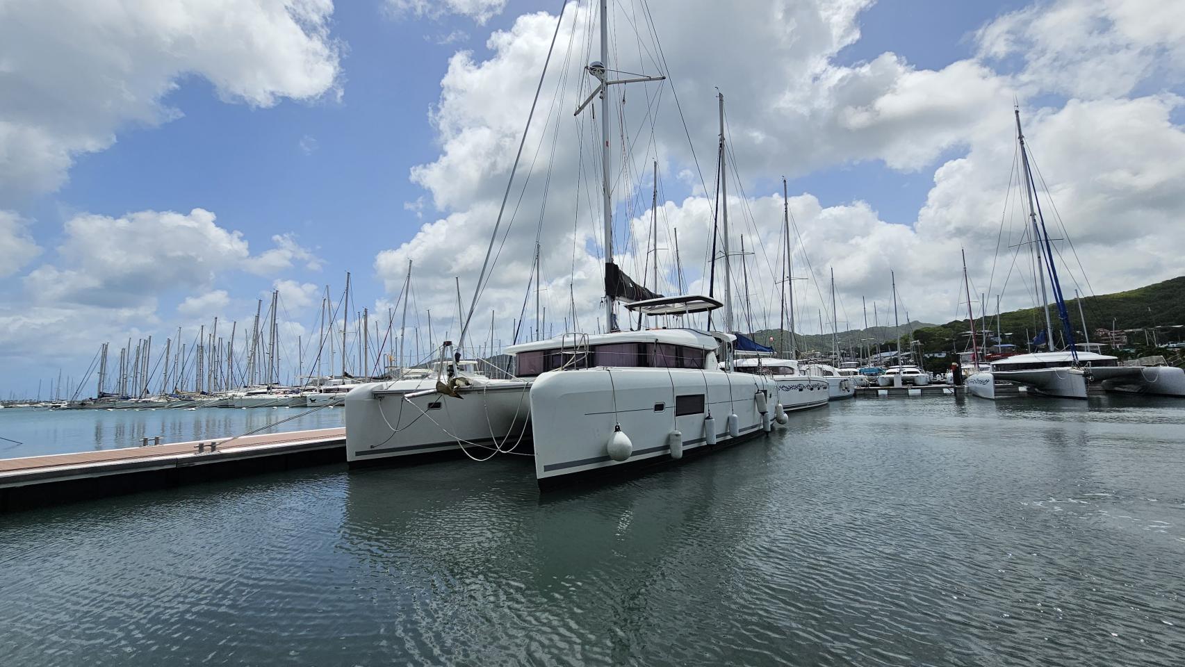 2017 Lagoon 42 yacht for sale in 