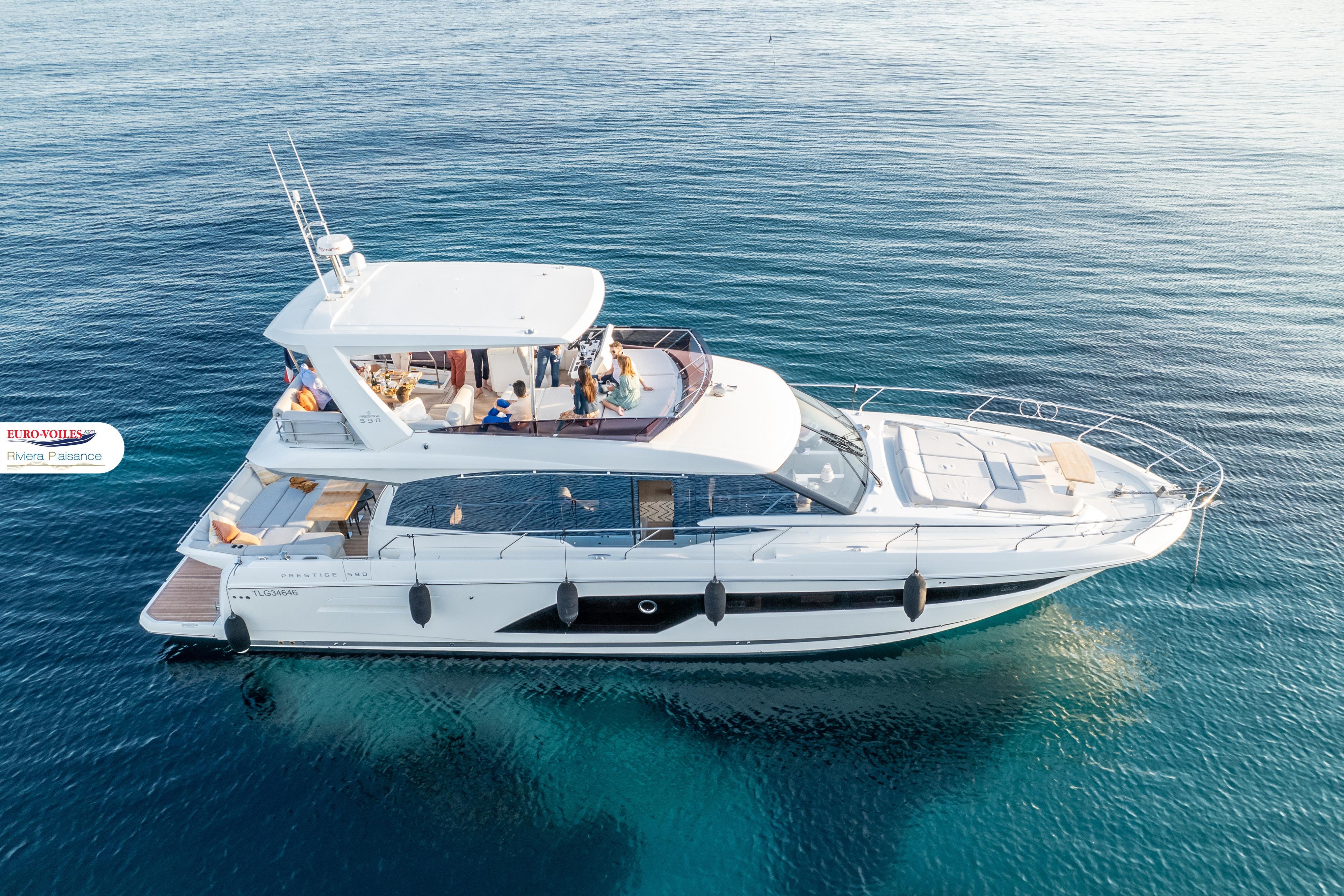 2021 Prestige 590