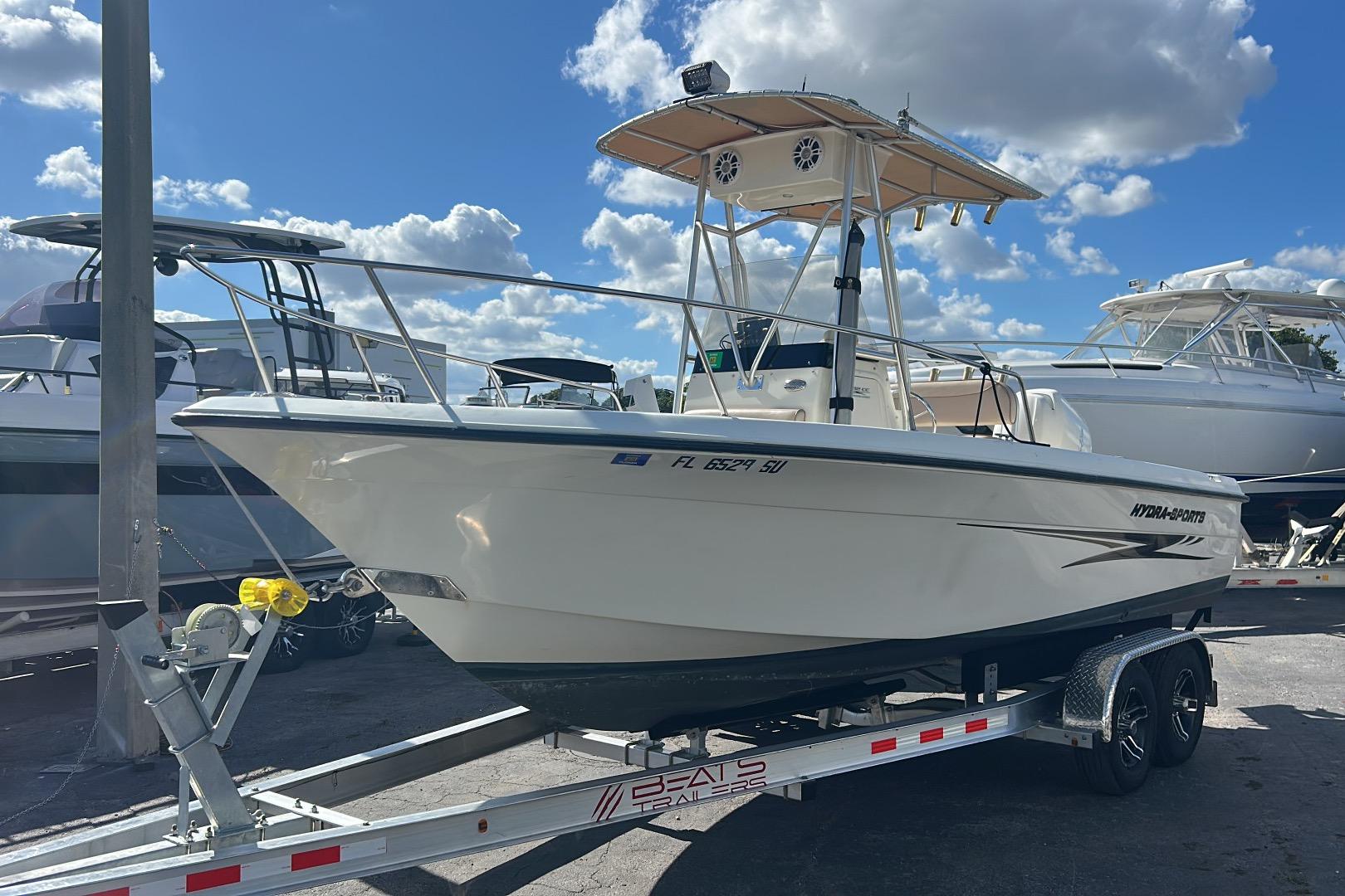2005 Hydra-Sports 212 CC