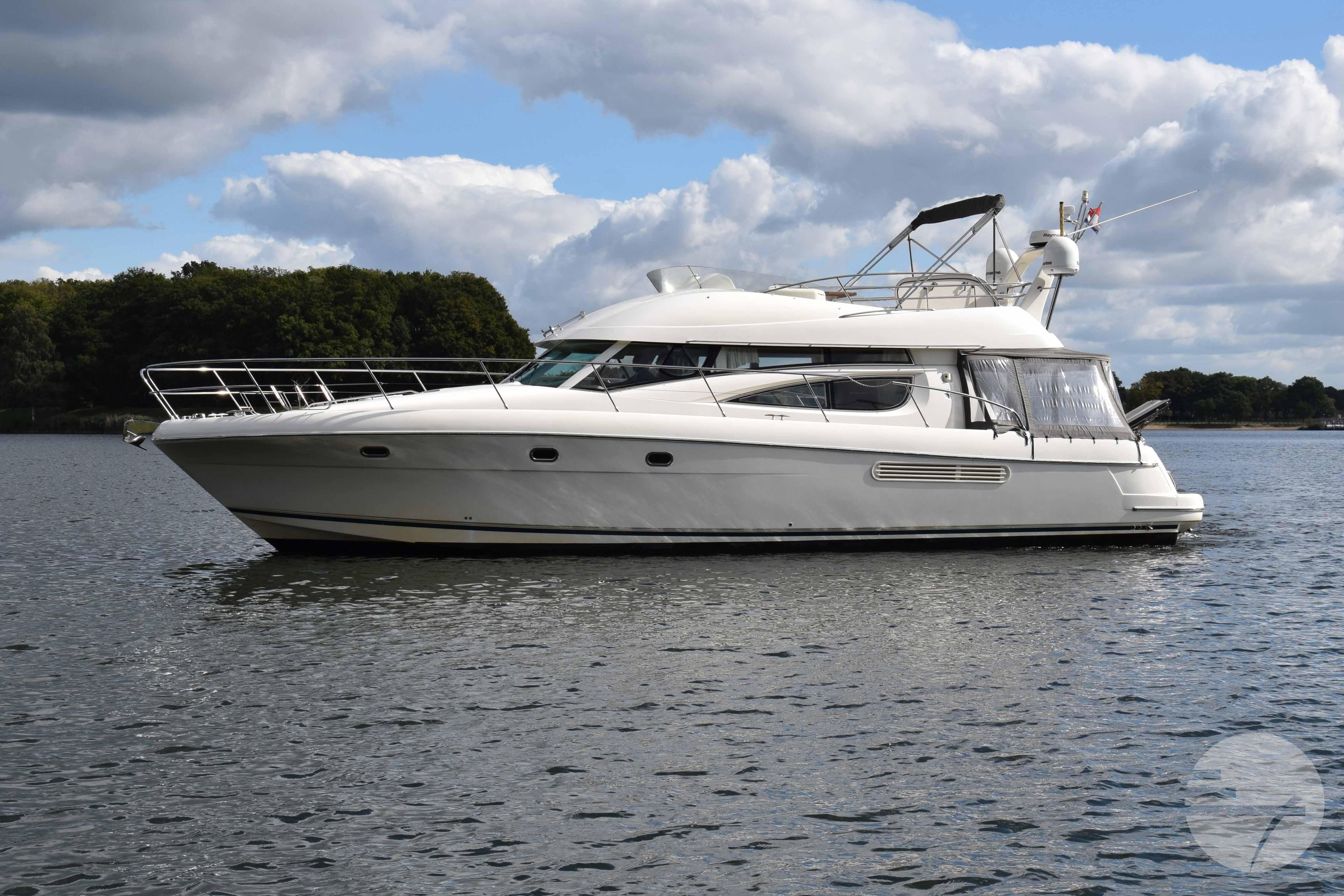 2006 Prestige 46 yacht for sale in