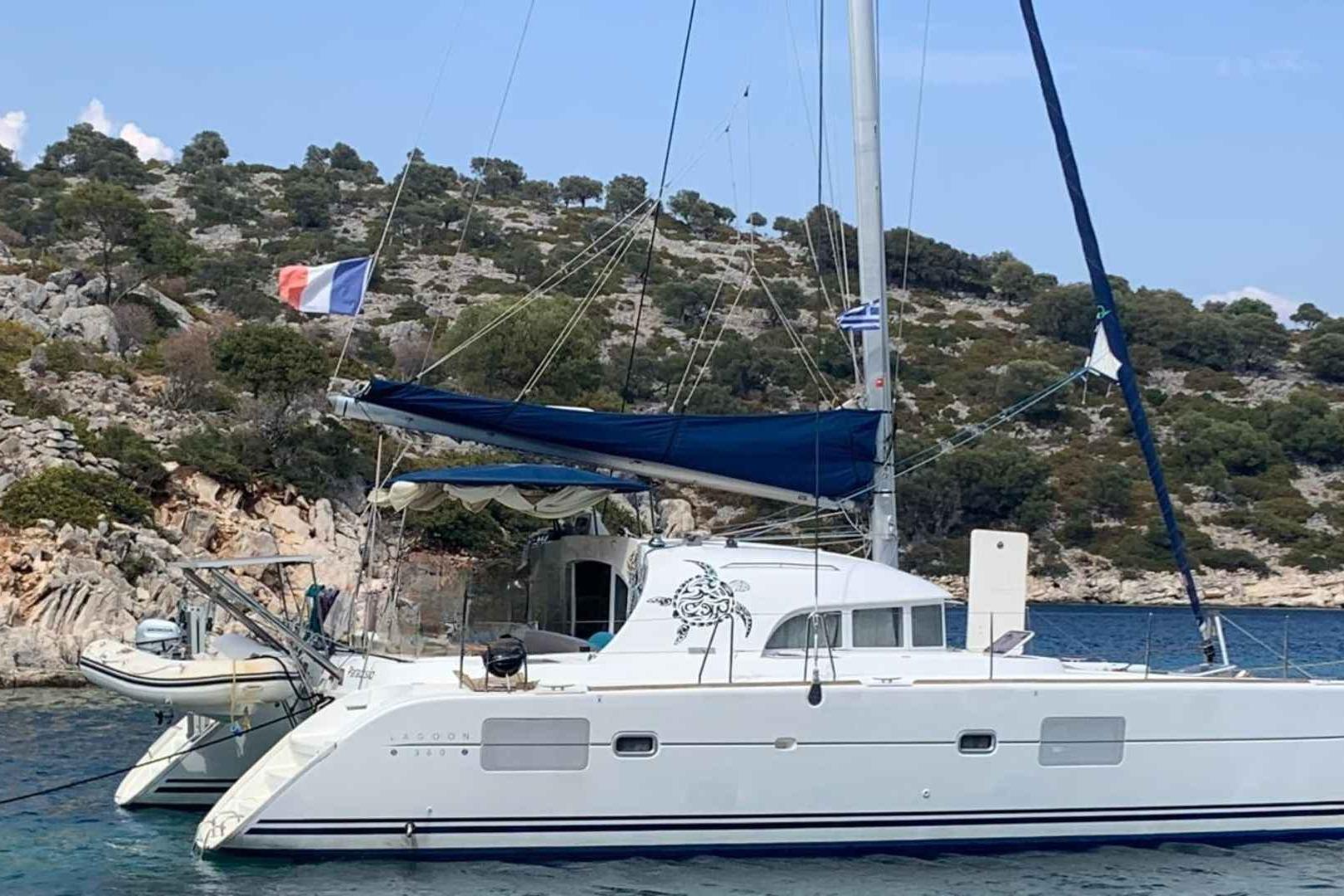 2005 Lagoon 380 S2