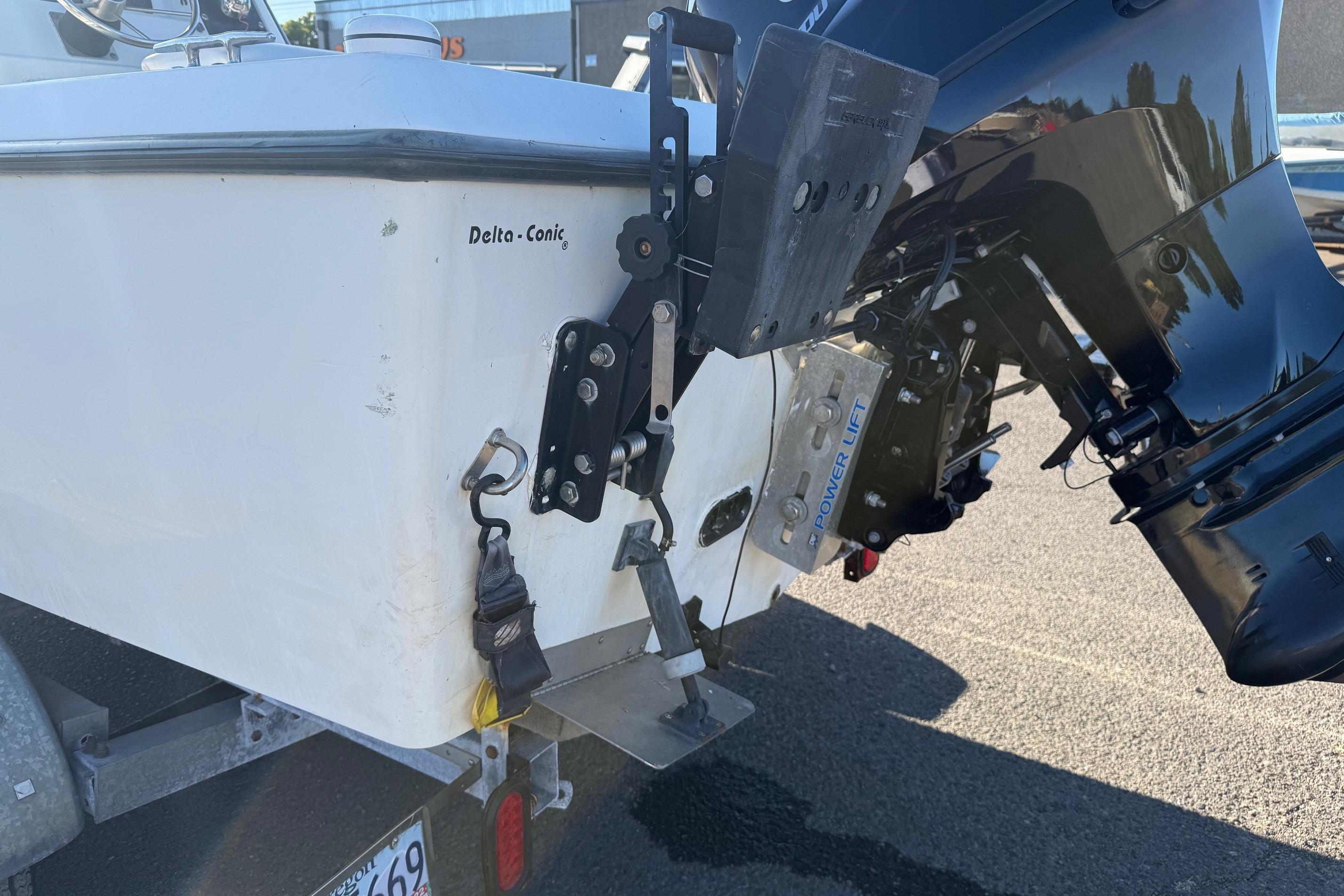 1990 Larson Dc-204 for Sale in Eugene, OR, United States | 20 ft ...