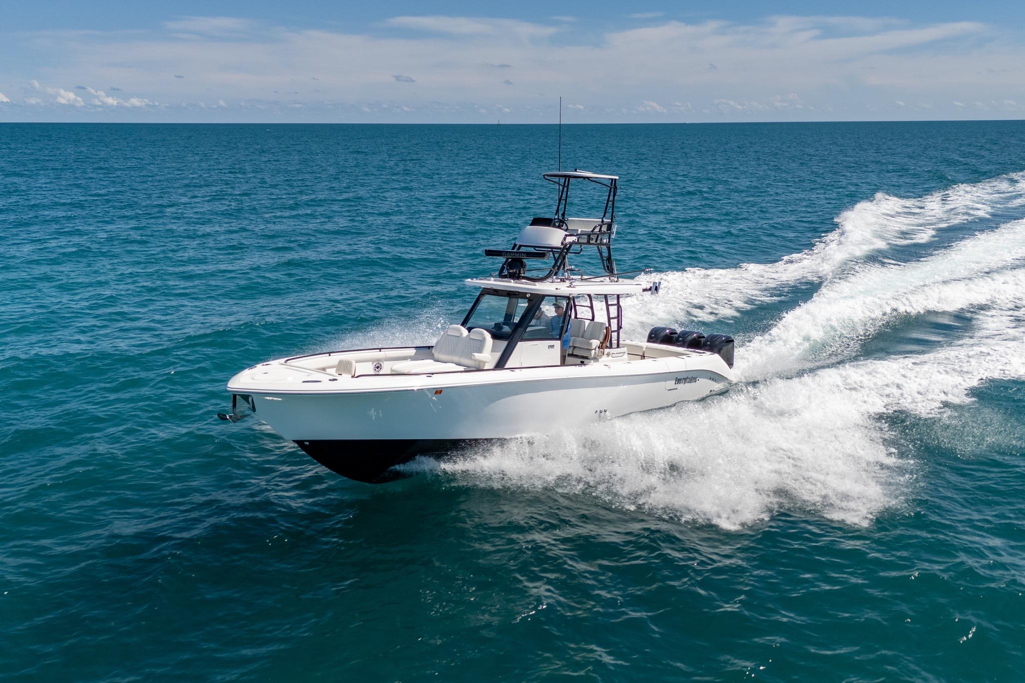 2025 Everglades 375 Center Console