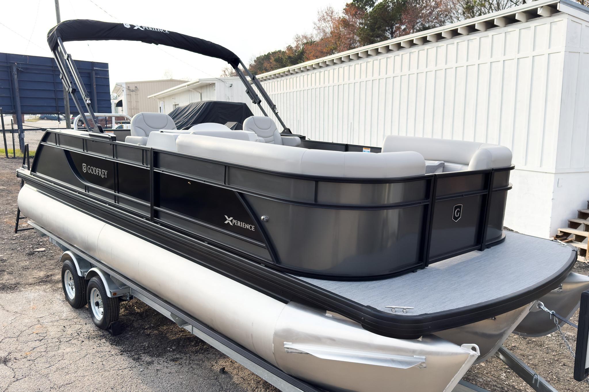 2026 Godfrey Sweetwater Xperience 22' Single Flip Lounge Tritoon - 2286 SFLX