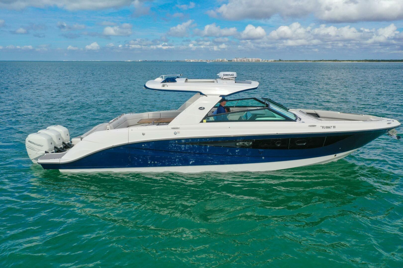 2022 Sea Ray SLX 400 Outboard
