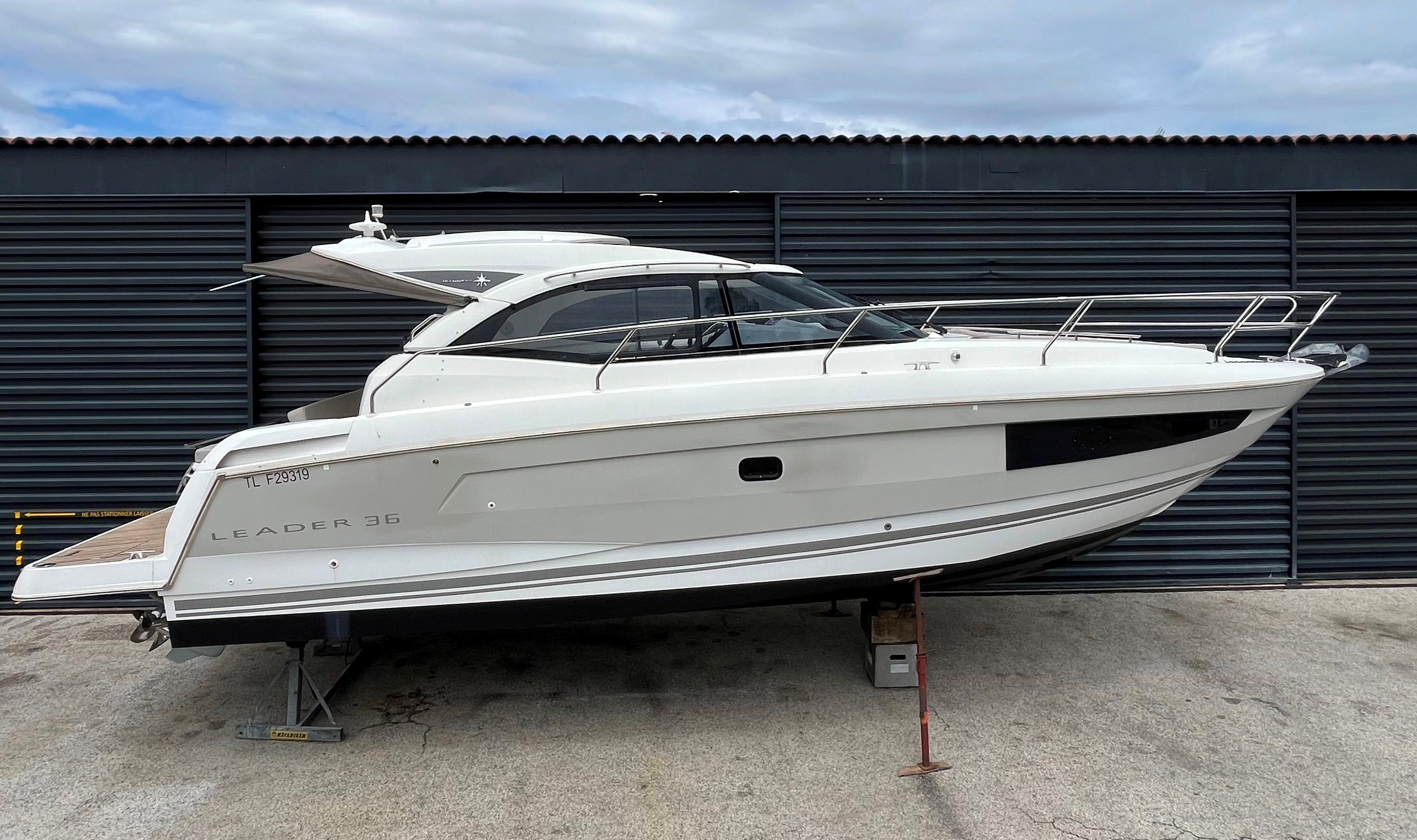 2015 Jeanneau Leader 36