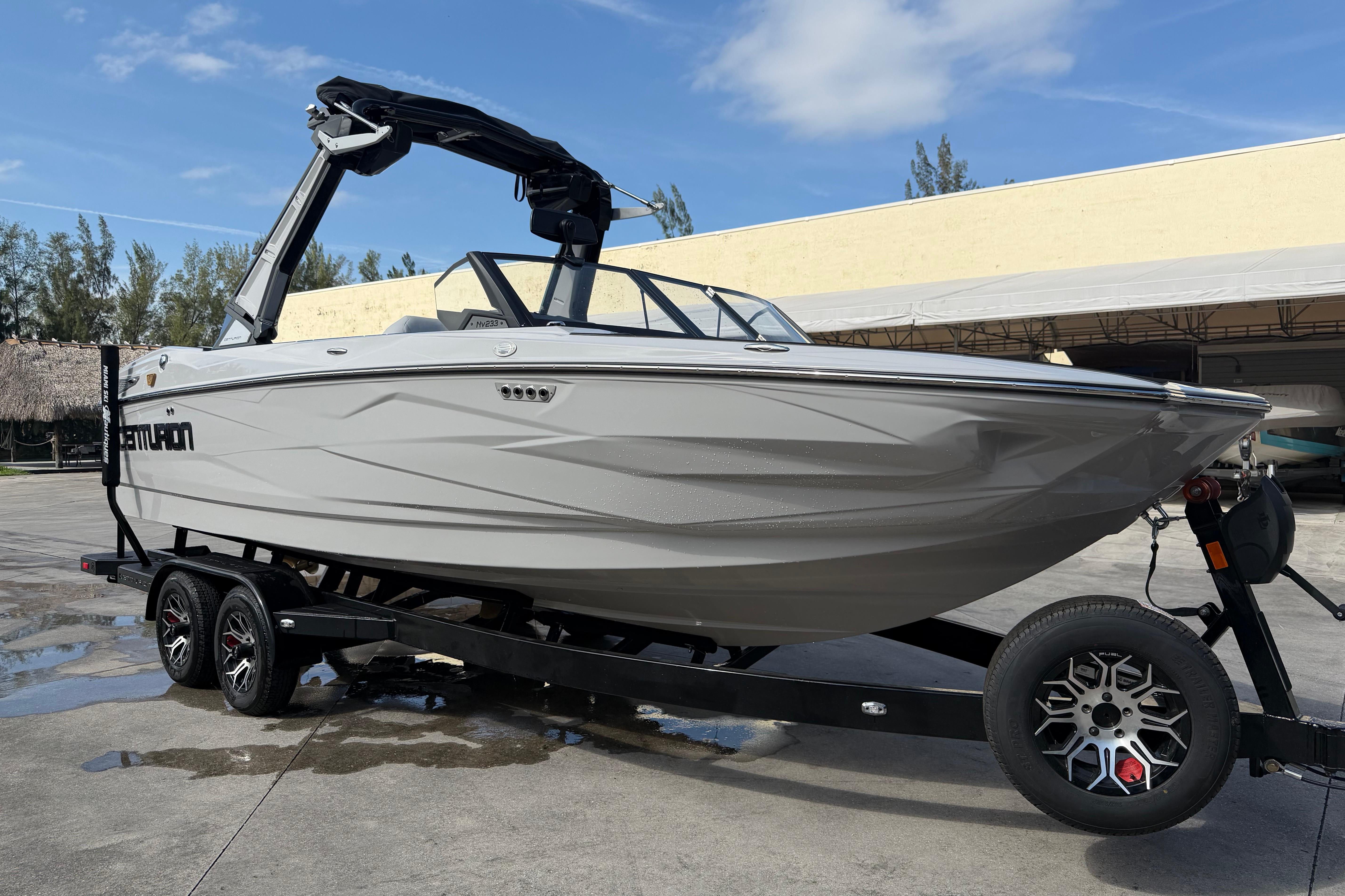 2026 Centurion Nv233