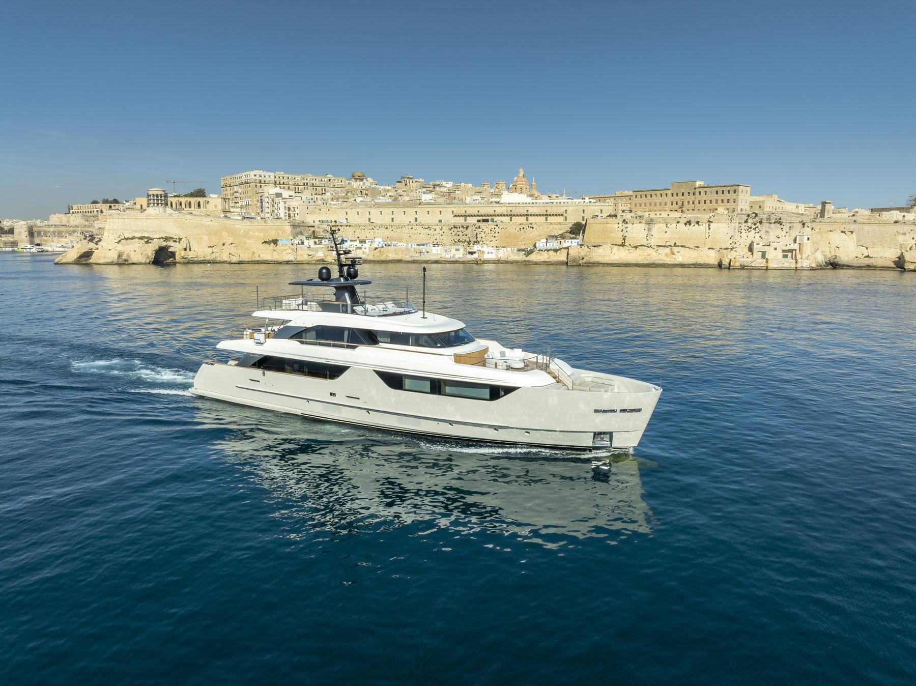 2023 Sanlorenzo SD118