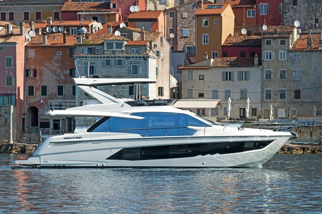 2019 Absolute 62 Fly