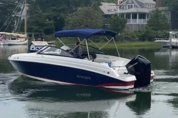 2019 Rinker Q3 OB