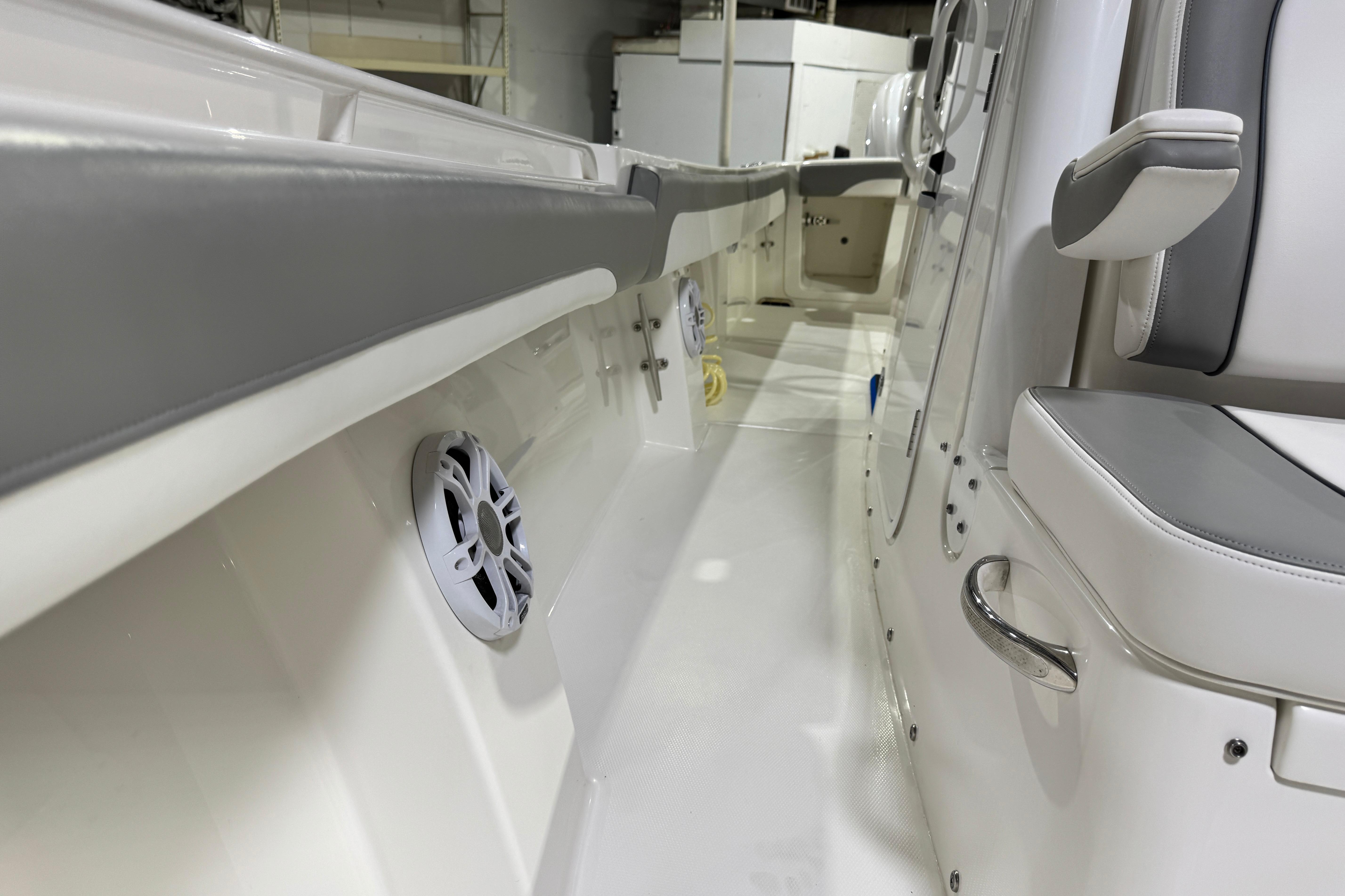 Lou Codega 2023 Regulator 28 for Sale in Wilmington, NC, United States | 32 ft ...