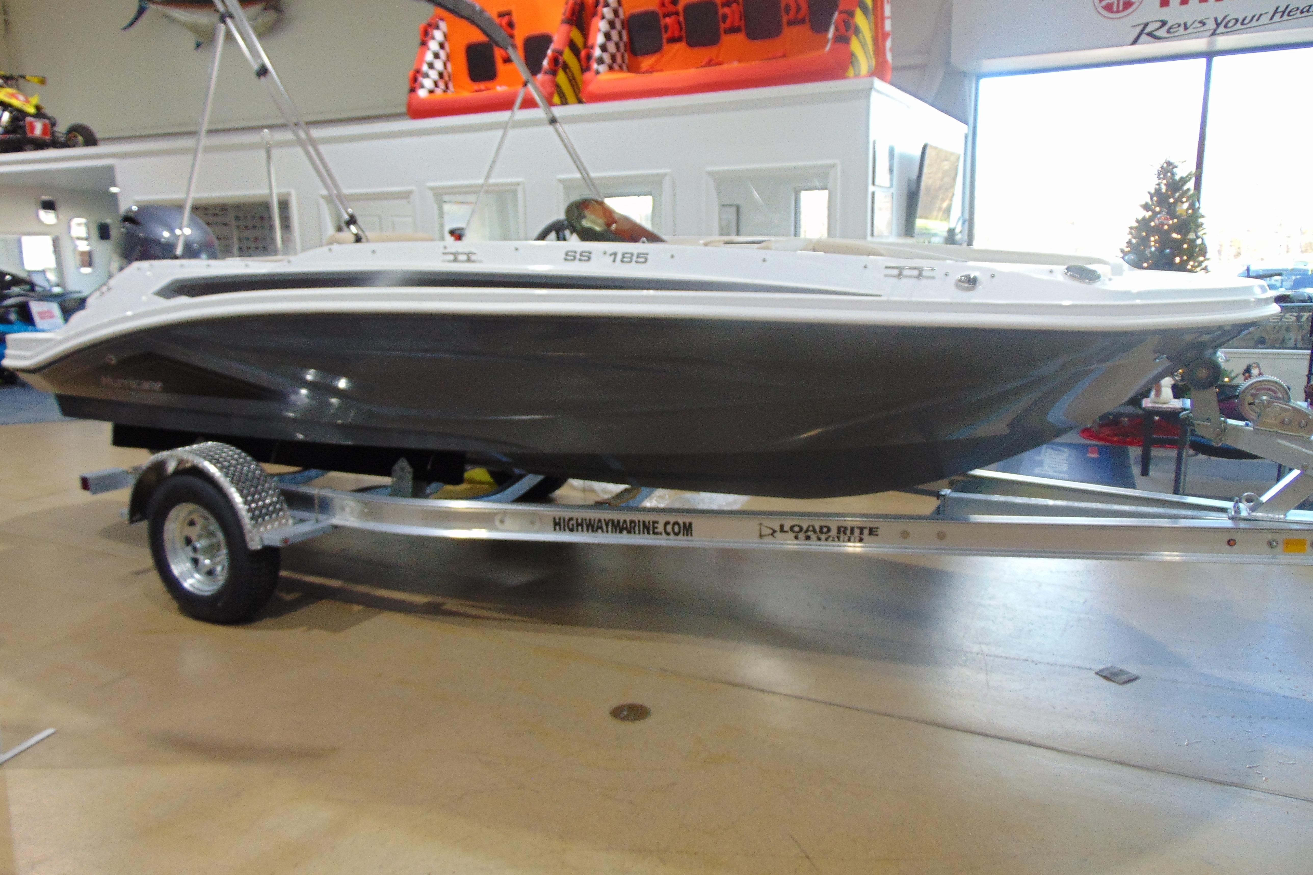 2026 Hurricane SunDeck Sport 185 OB