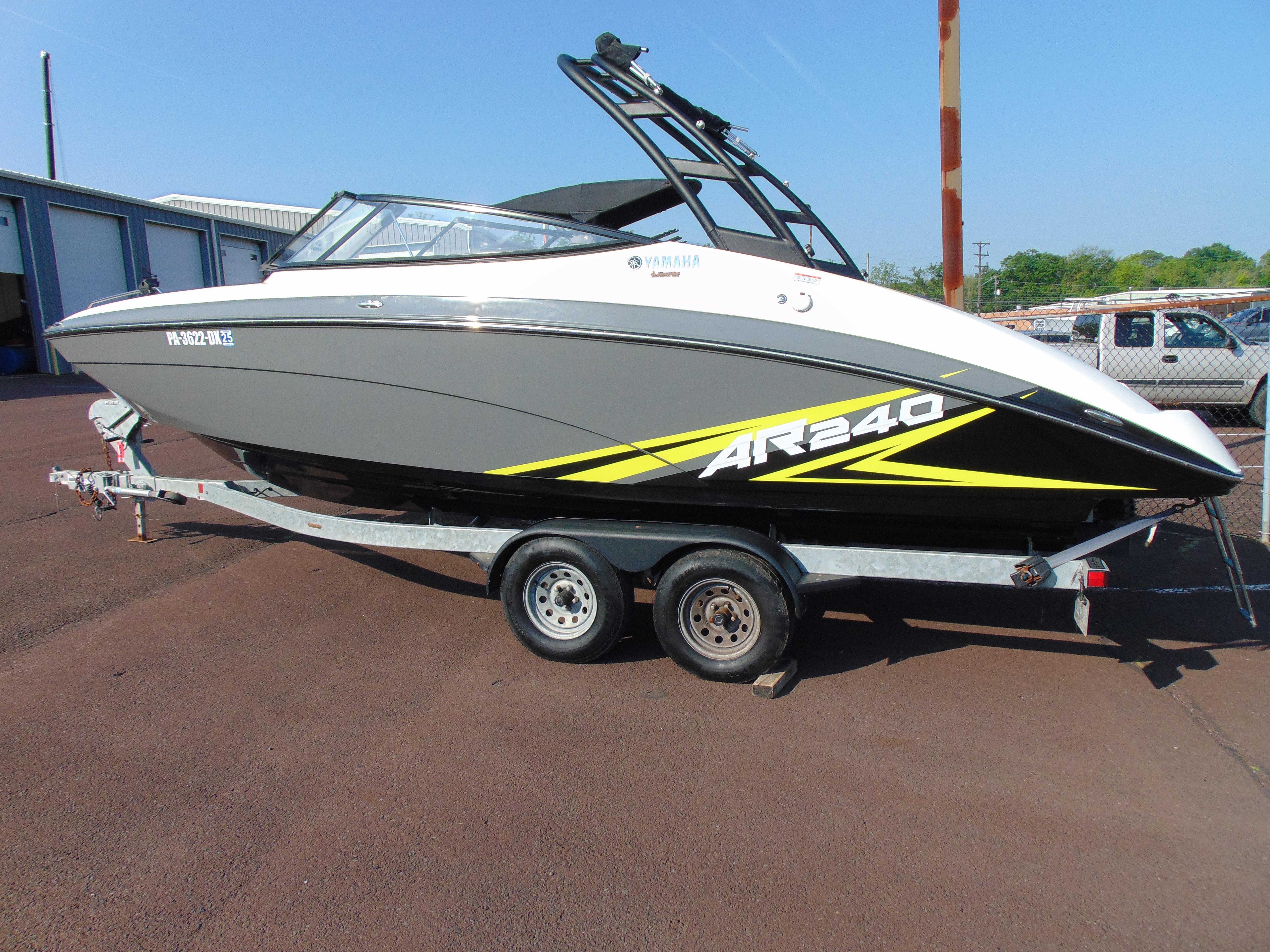 2020 Yamaha Boats AR240