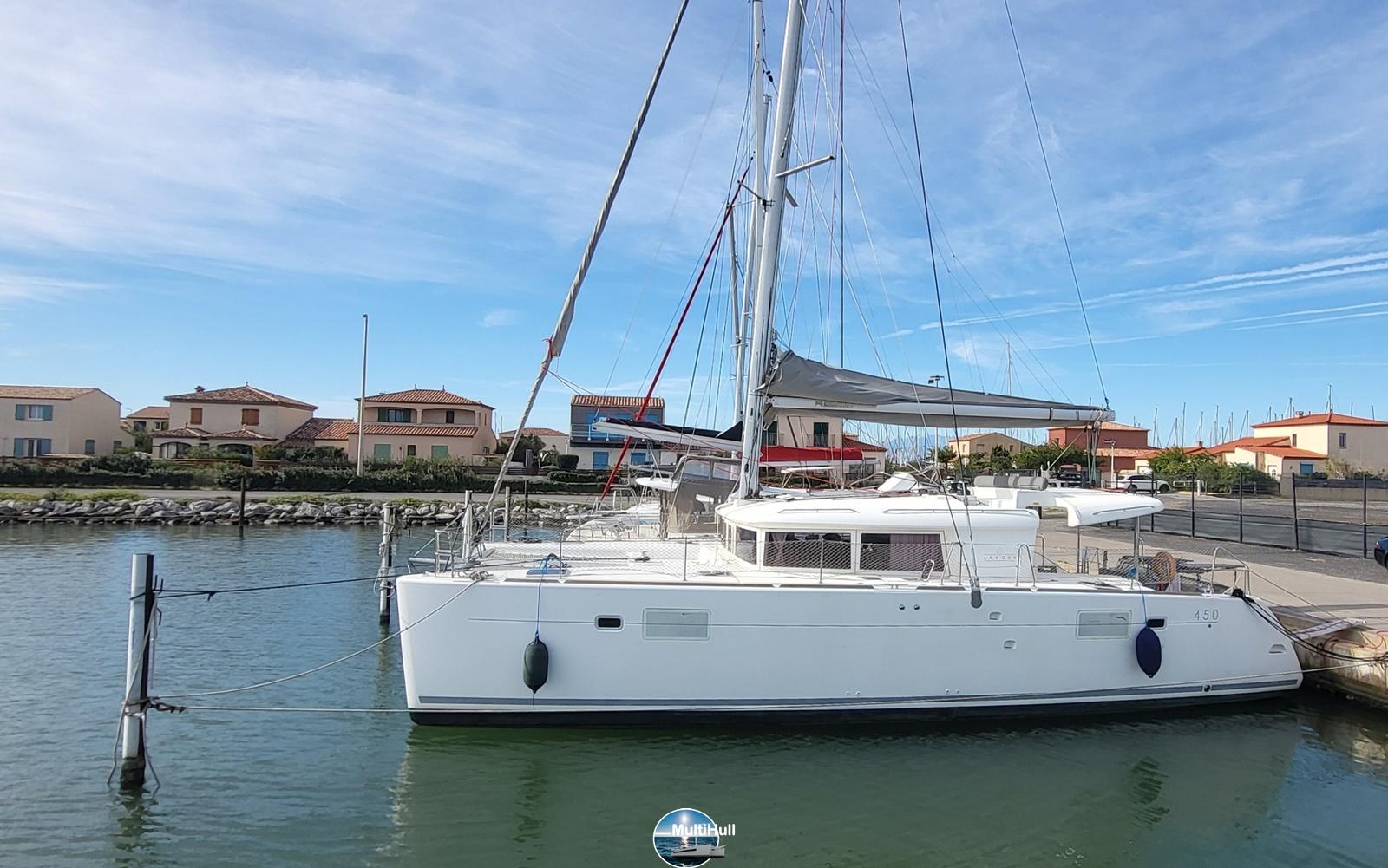 2013 Lagoon 450F yacht for sale in