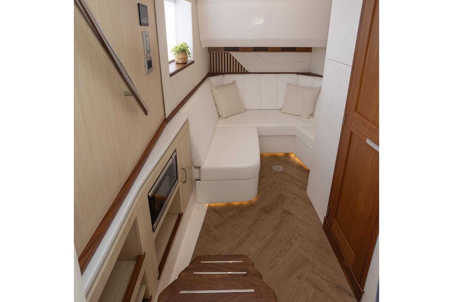 2026 Regal 43 SAV for Sale in Pasadena, MD, United States | 43 ft ...