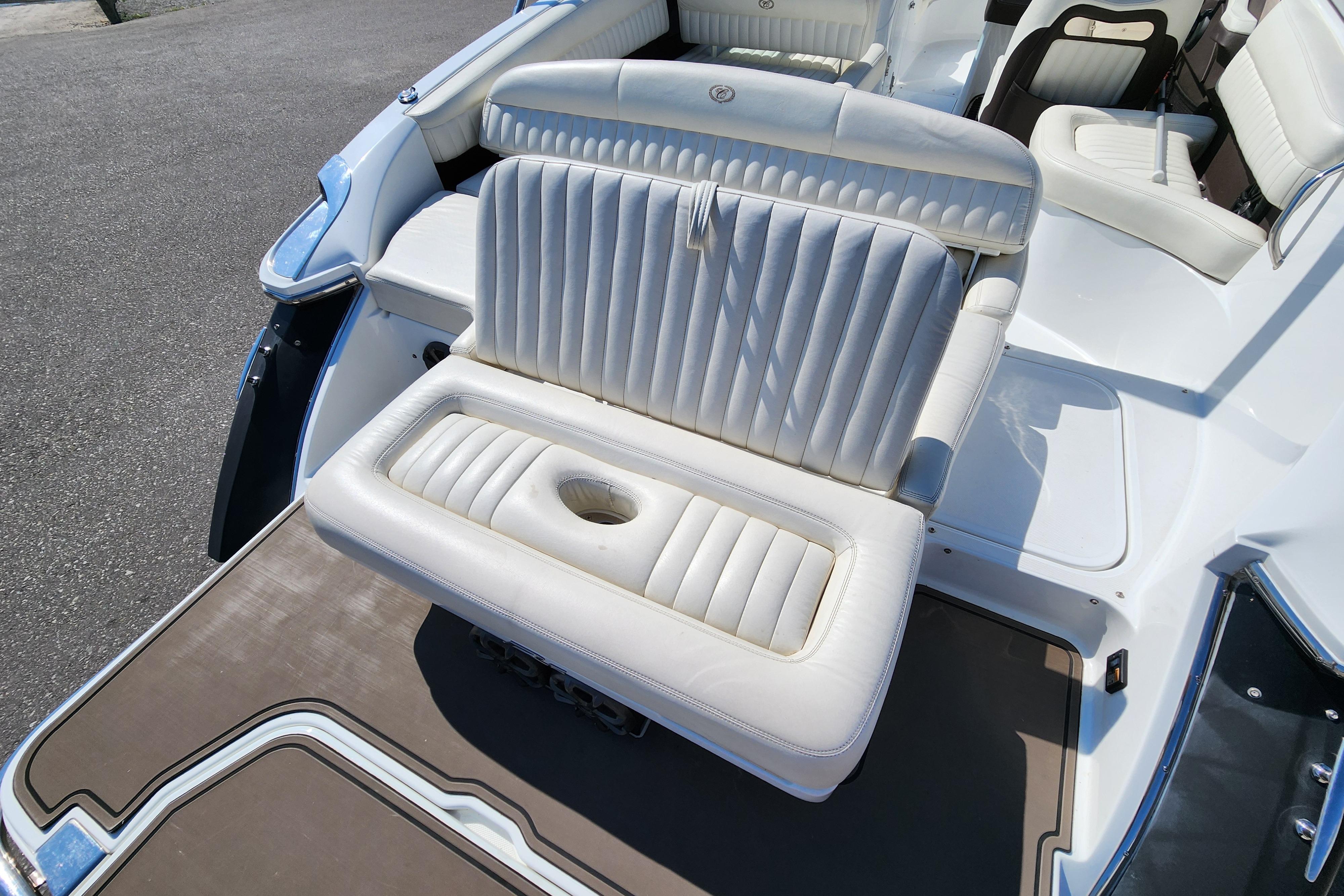 2013 Cobalt R5 for Sale in Orillia, ON, Canada | 26 ft | Global Yacht ...
