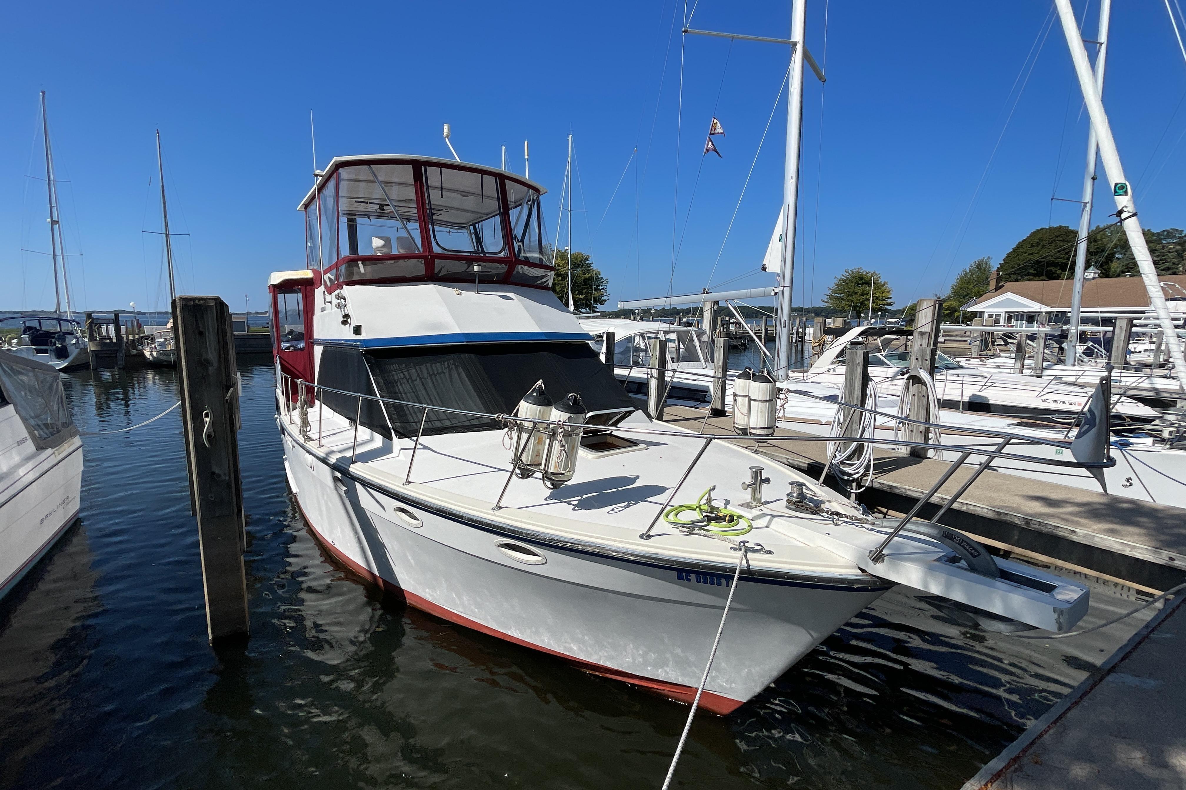 1989 Jefferson 37 Sundeck yacht for sale in 