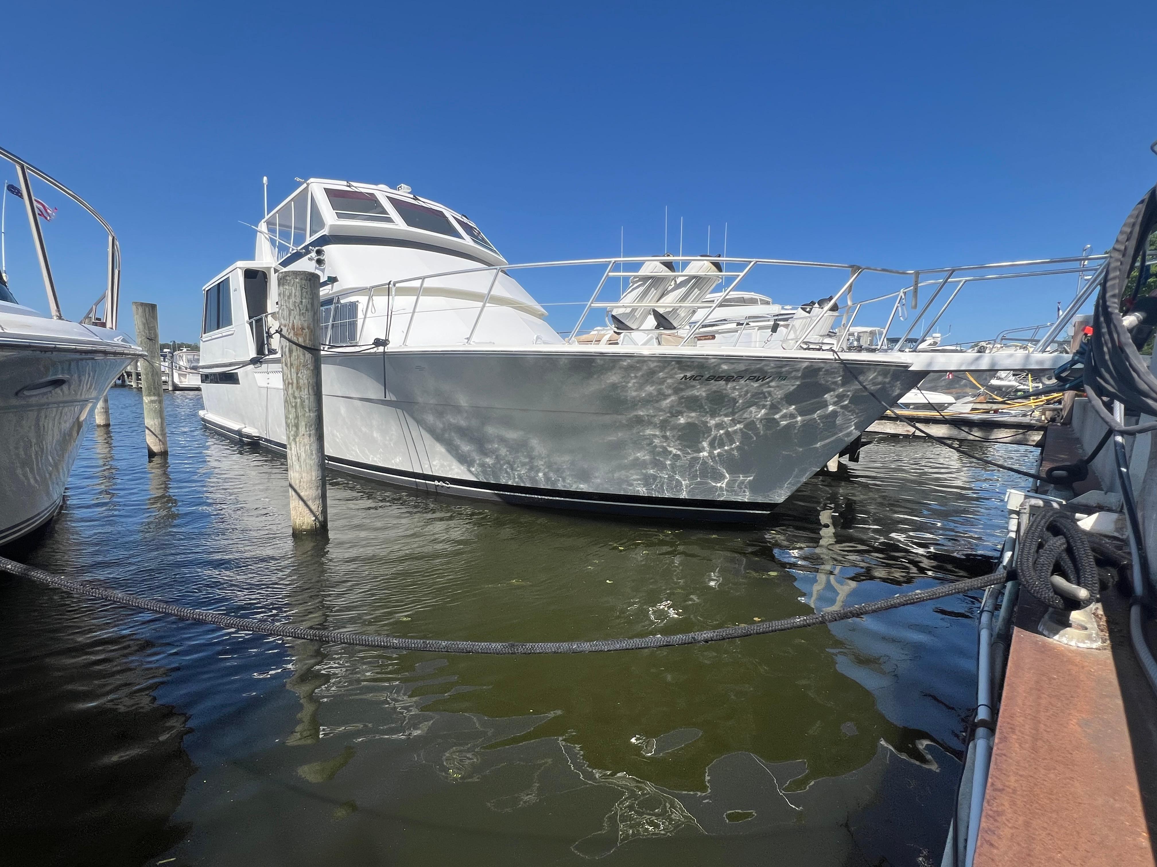 1995 Viking Sports Yacht yacht for sale in 