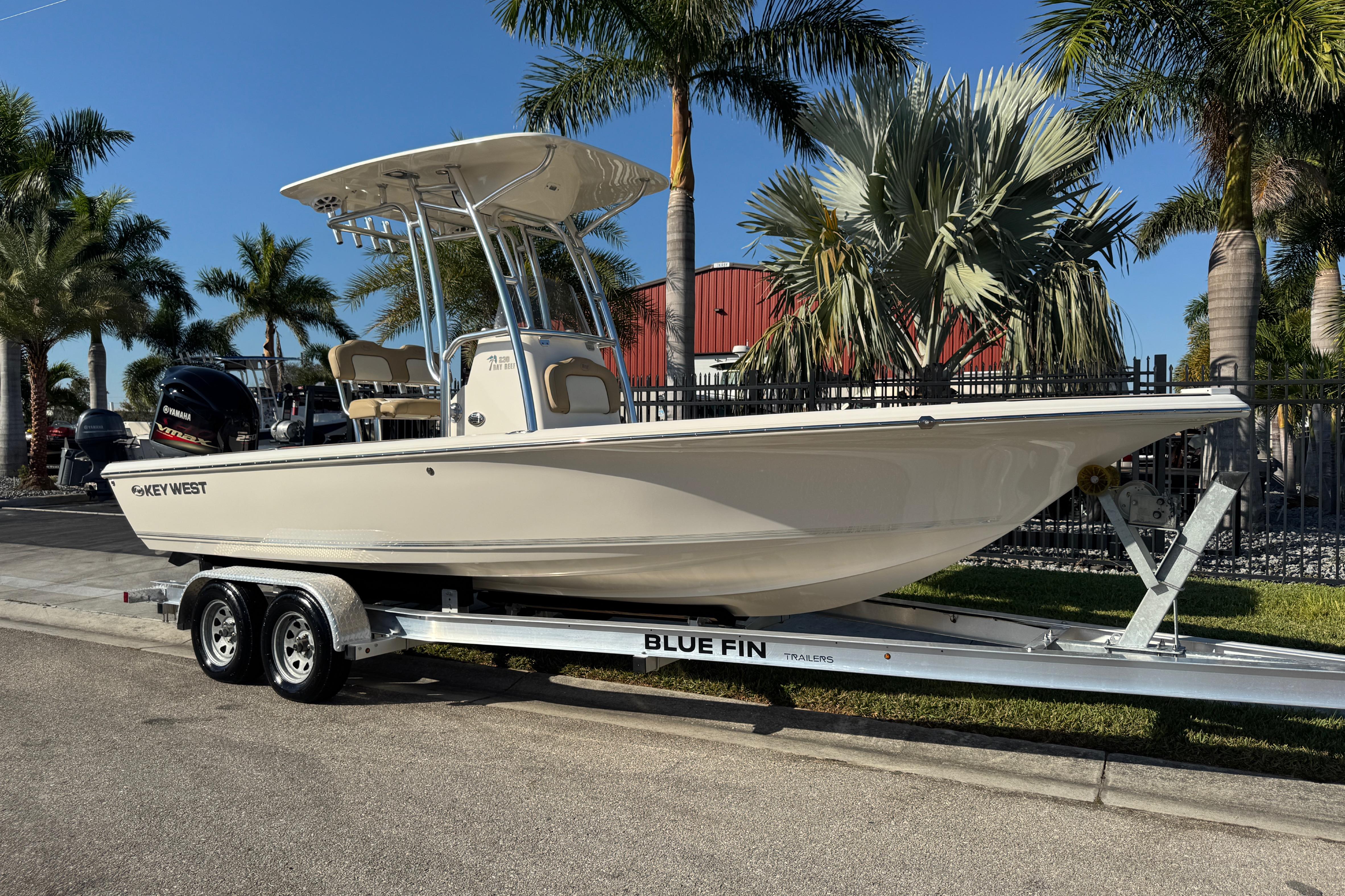 2019 Key West 230 Bay Reef