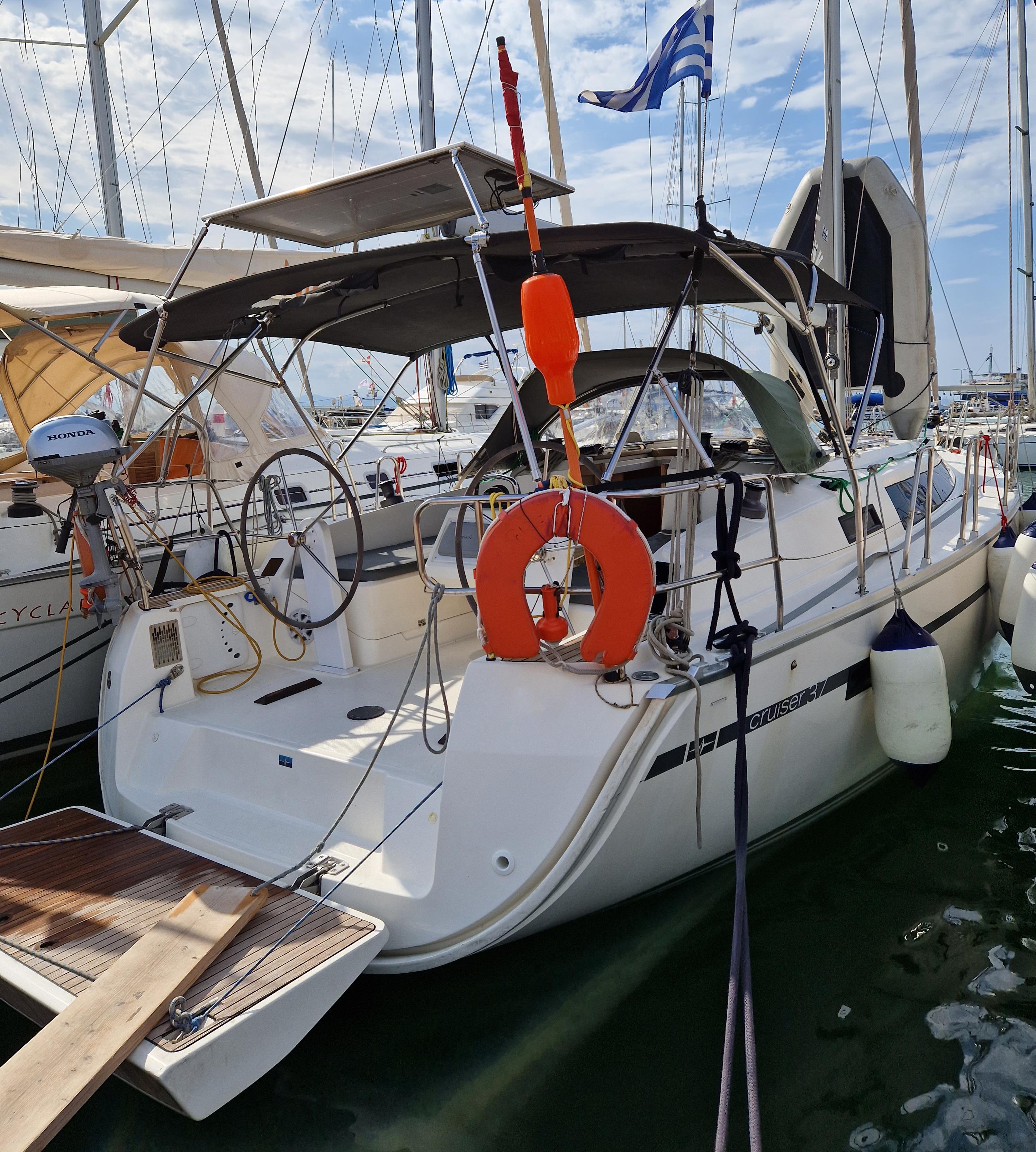 2013 Bavaria Cruiser 37 yacht for sale in