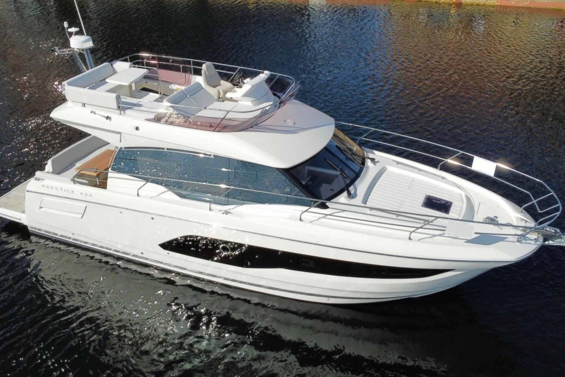 2020 Prestige 420 yacht for sale in 