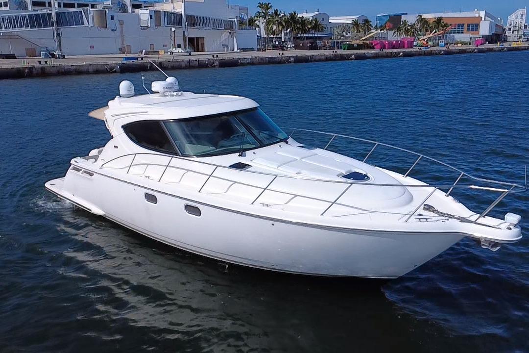 2011 Tiara Yachts 4500 Sovran