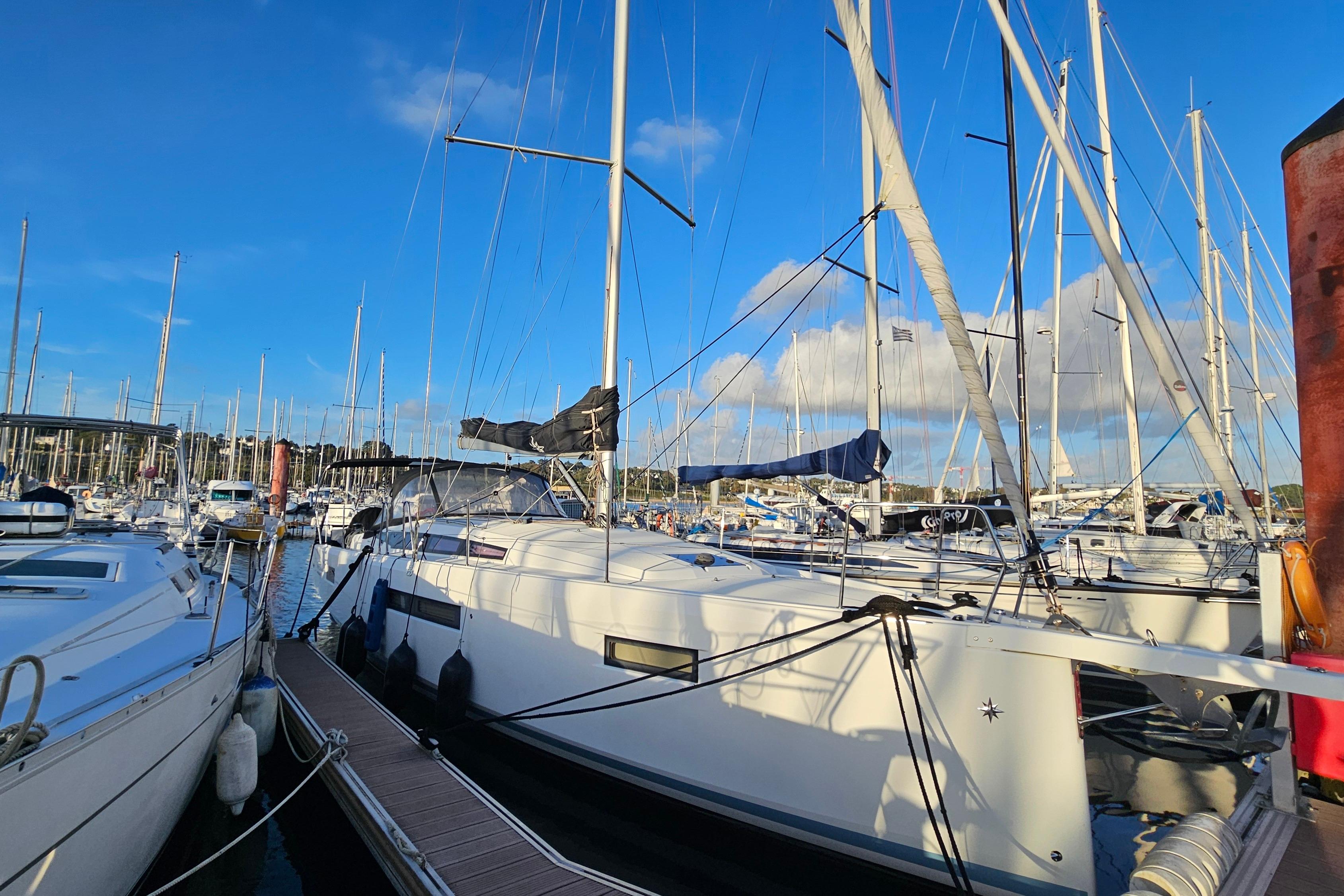 2019 Jeanneau Sun Odyssey 410