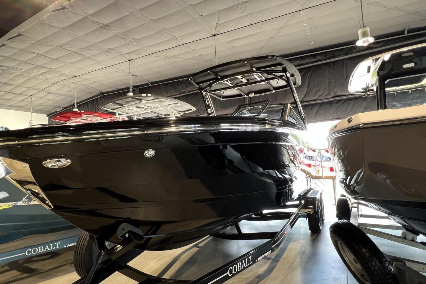 2026 Cobalt R8 Surf