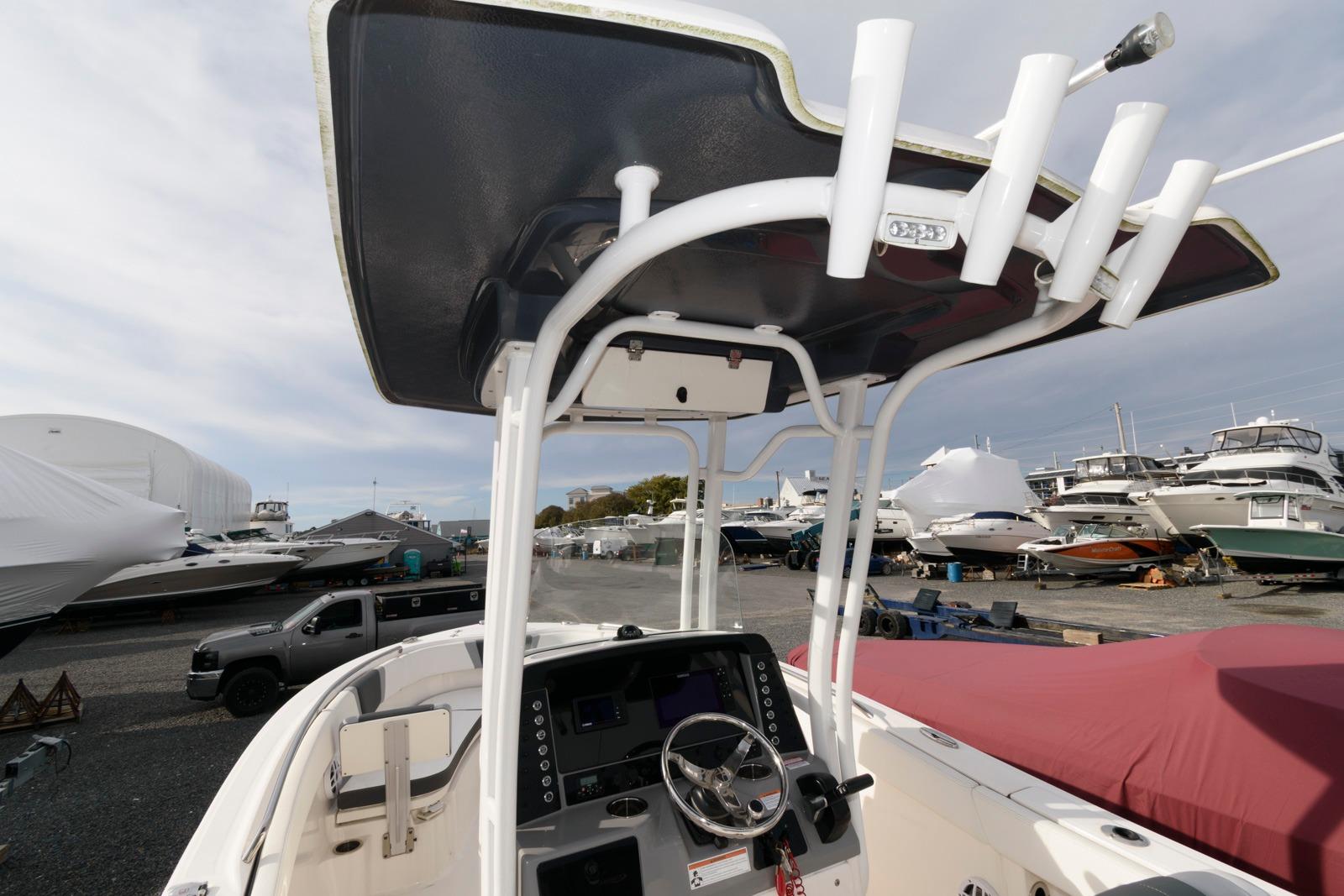 2022 Robalo R230 Center Console for Sale in Grasonville, MD, United ...