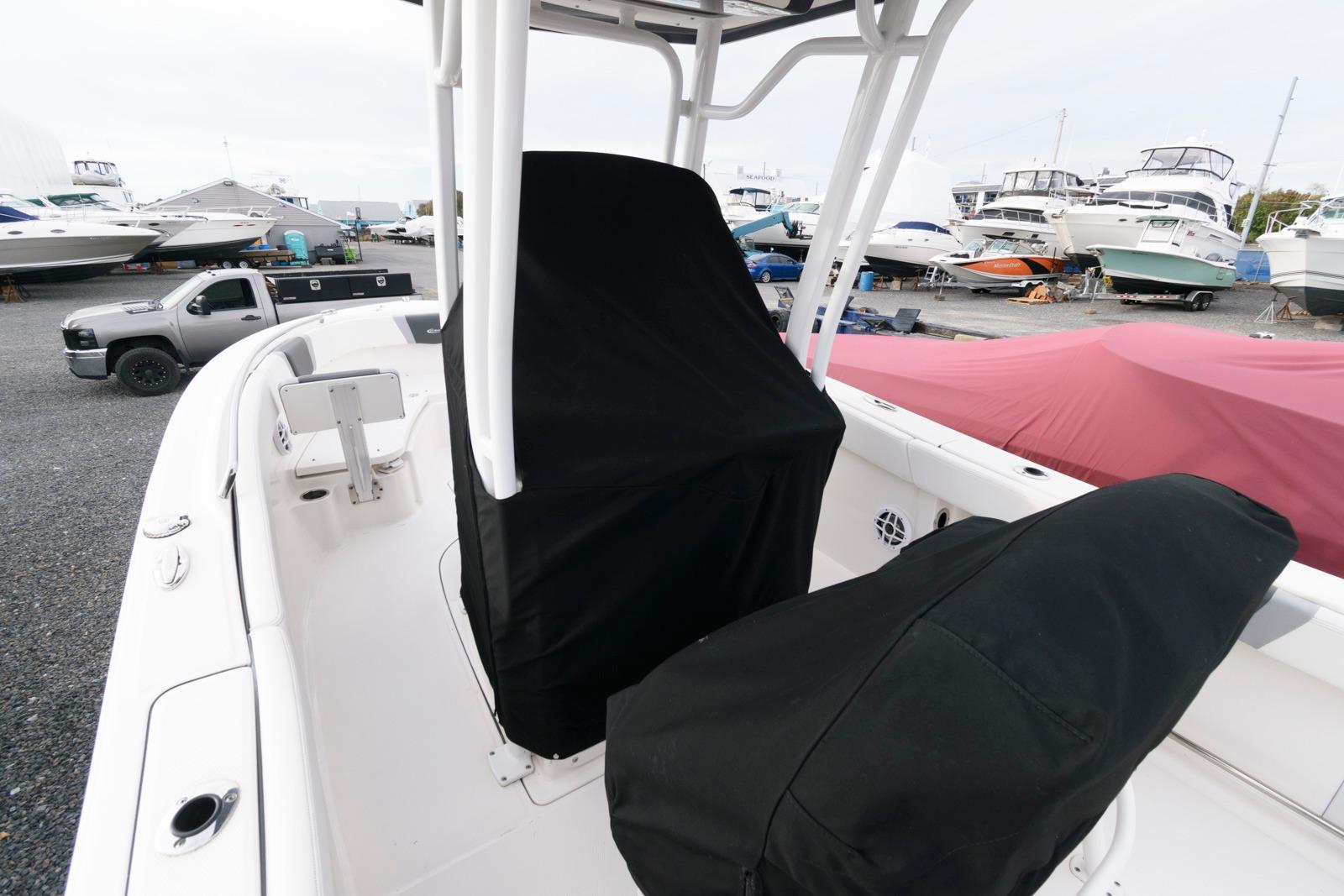 2022 Robalo R230 Center Console for Sale in Grasonville, MD, United ...