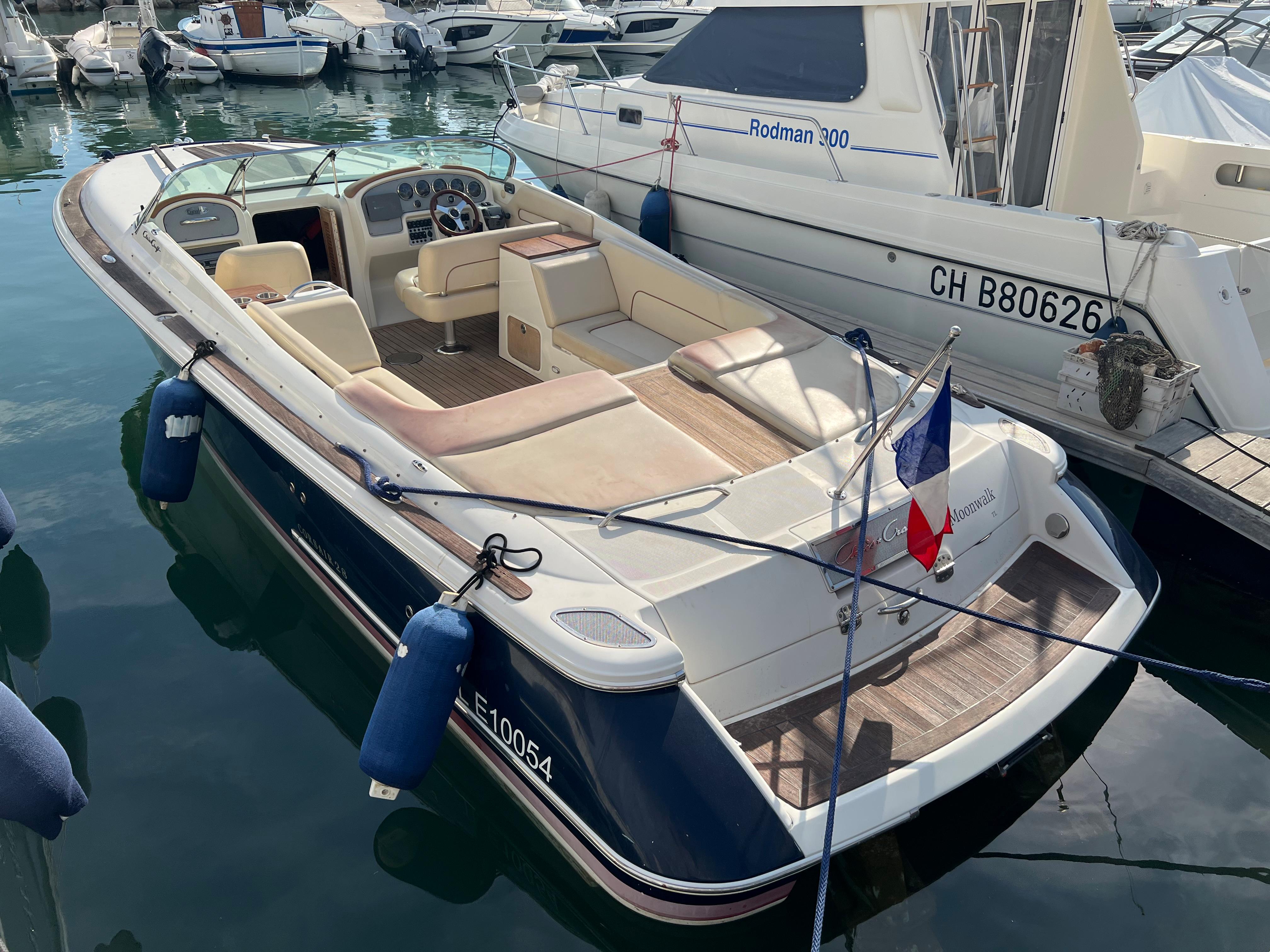 2008 Chris-Craft Corsair 28