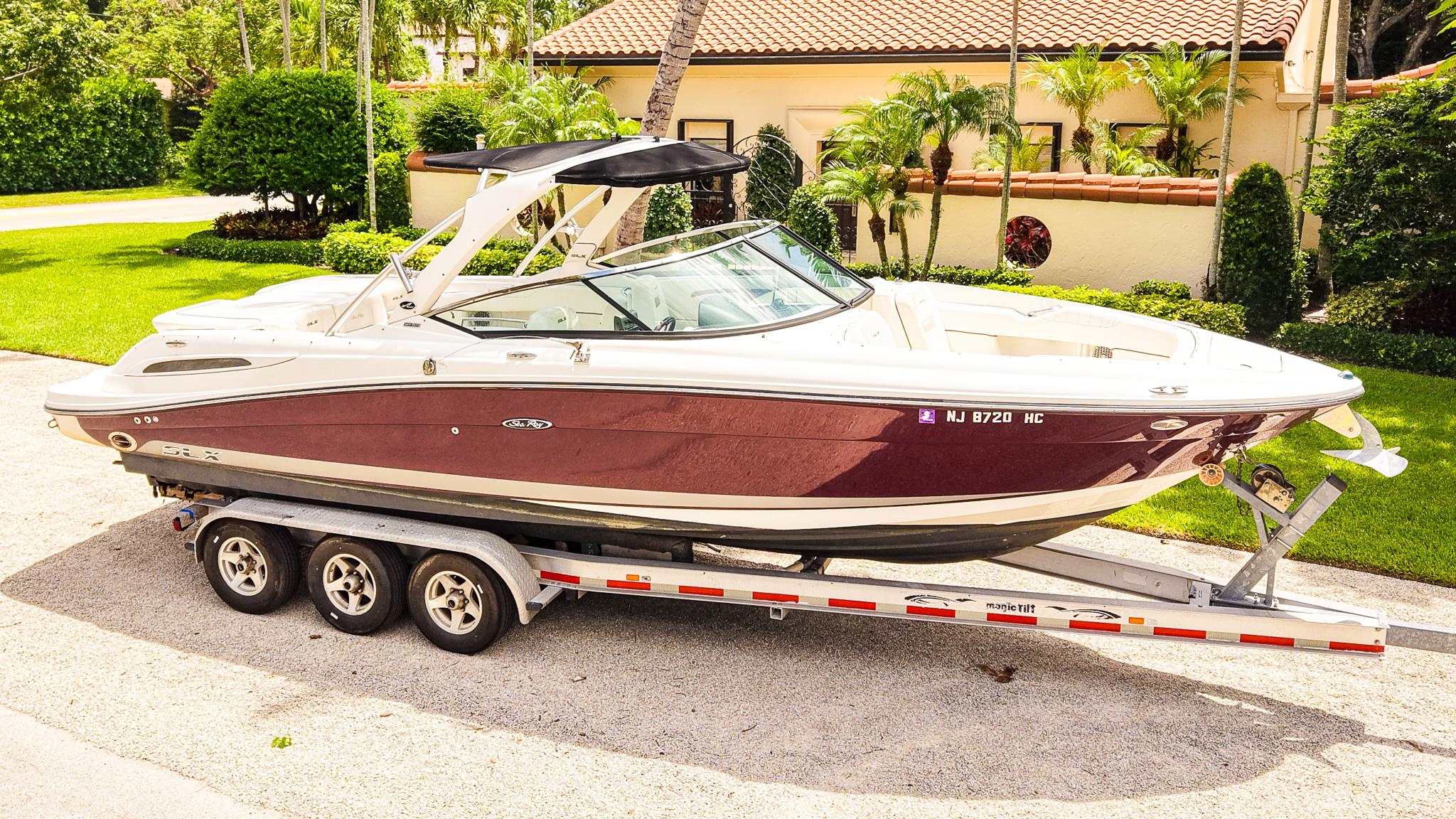 2010 Sea Ray 270 SLX